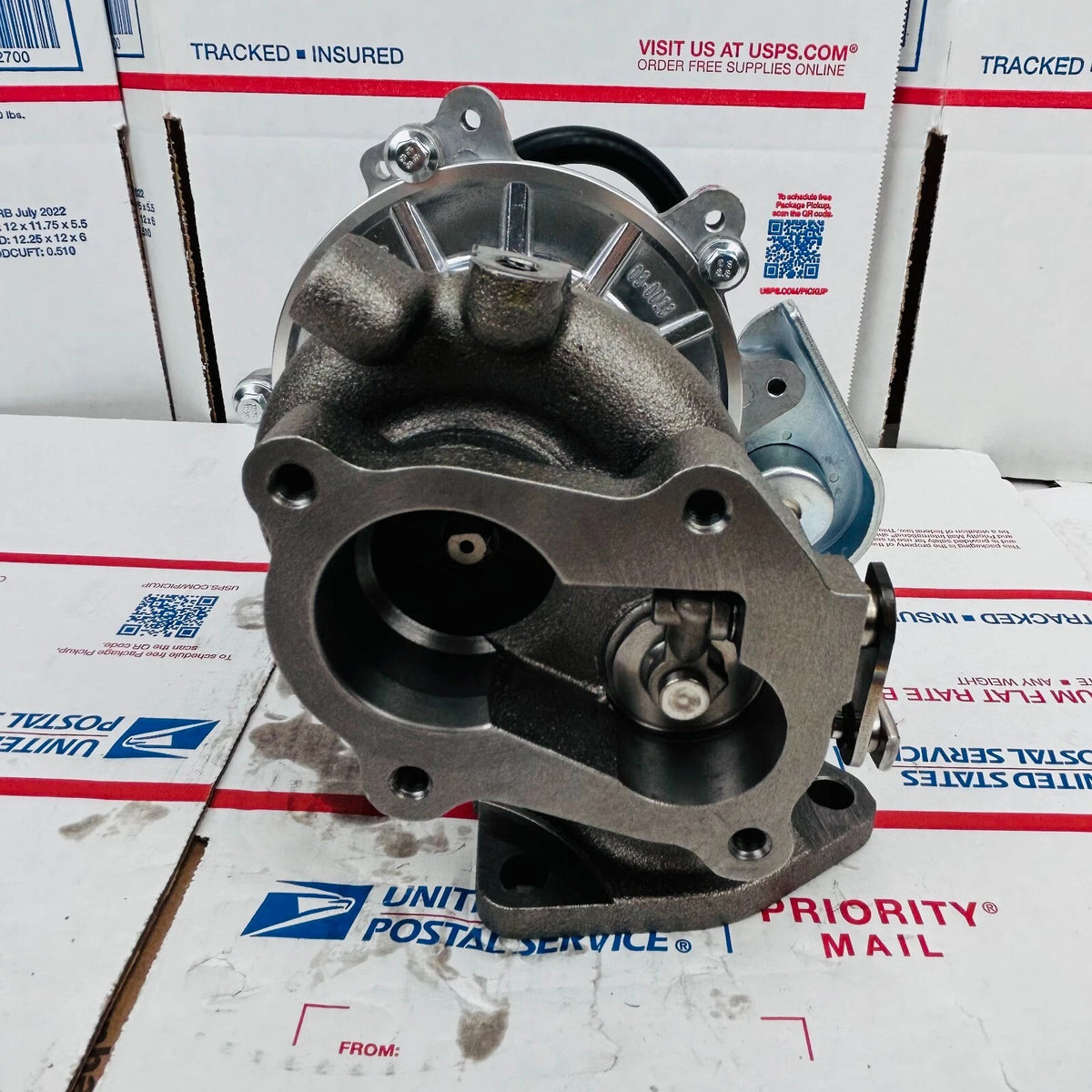 NEW Turbo CT16 17201-30080 1720130080 For Toyota Hiace Hilux CT FTV-2KD