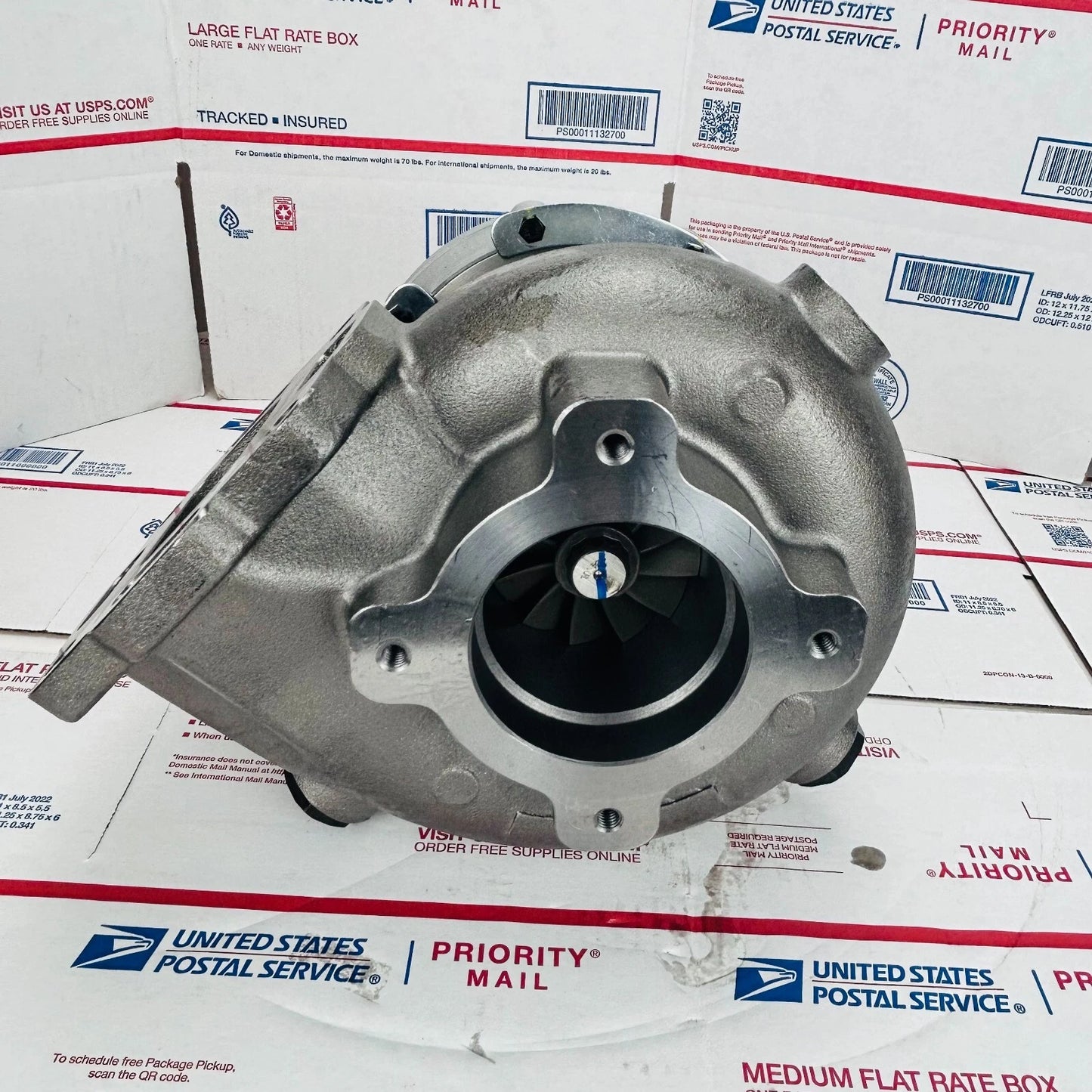 New Turbo For Perkins Marine H2D Turbo 3527609 3527610 4033632 4033632H H2DM