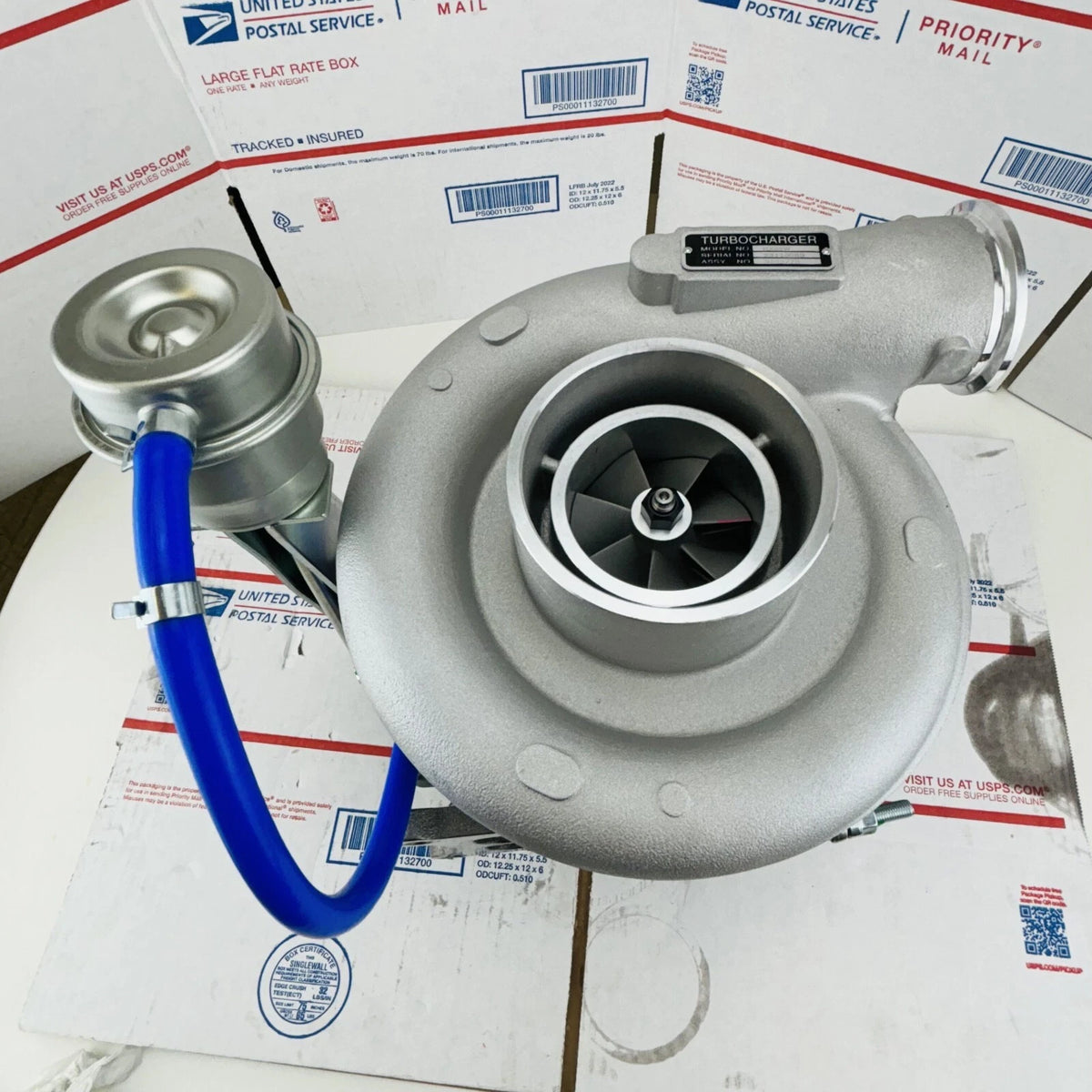 NEW HX55W Turbocharger 3592775 For Cummins Truck CECO ISM