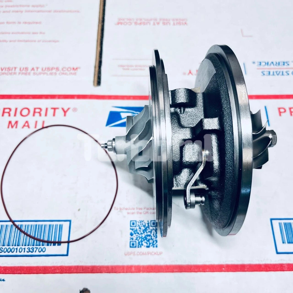 Cartridge/Core/CHRA GT2260V 765985 for BMW X5 X6 3.0 D E70 E71 M57306D3 173 Kw