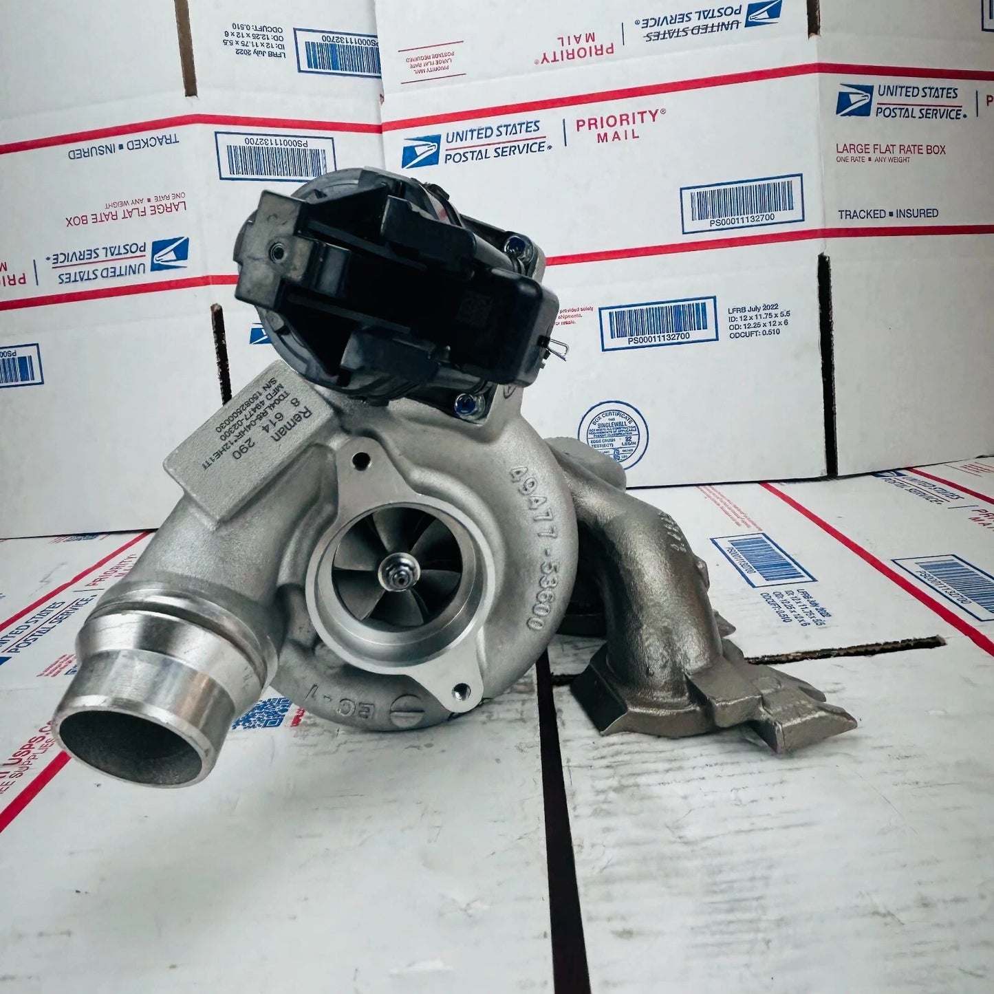 Remanufactured  Turbocharger 49477-02304 1165861429 For BMW 320I LCI 2.0L Petrol