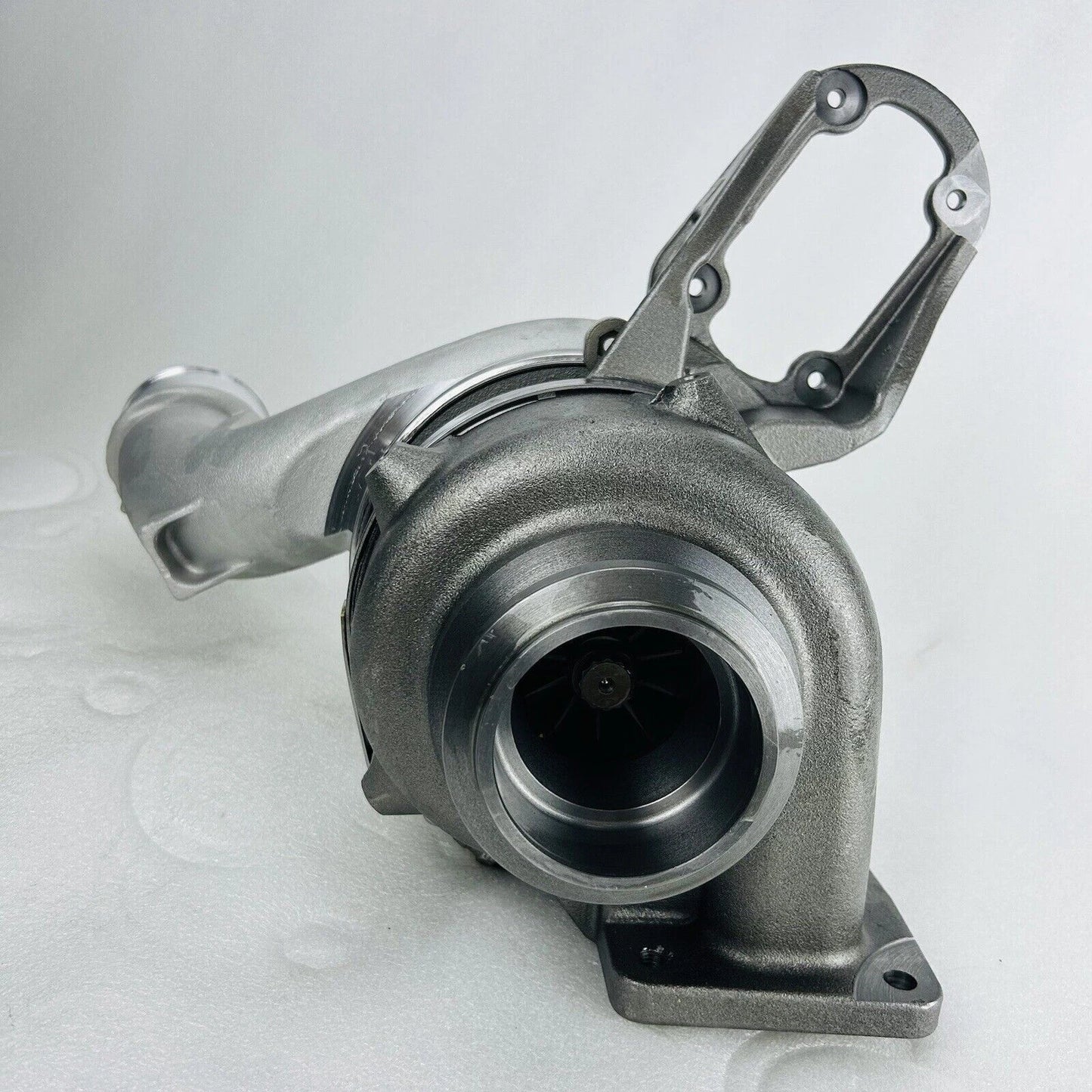 New Turbocharger 12639900001 For B2UV Maxxforce DT466 7.6L