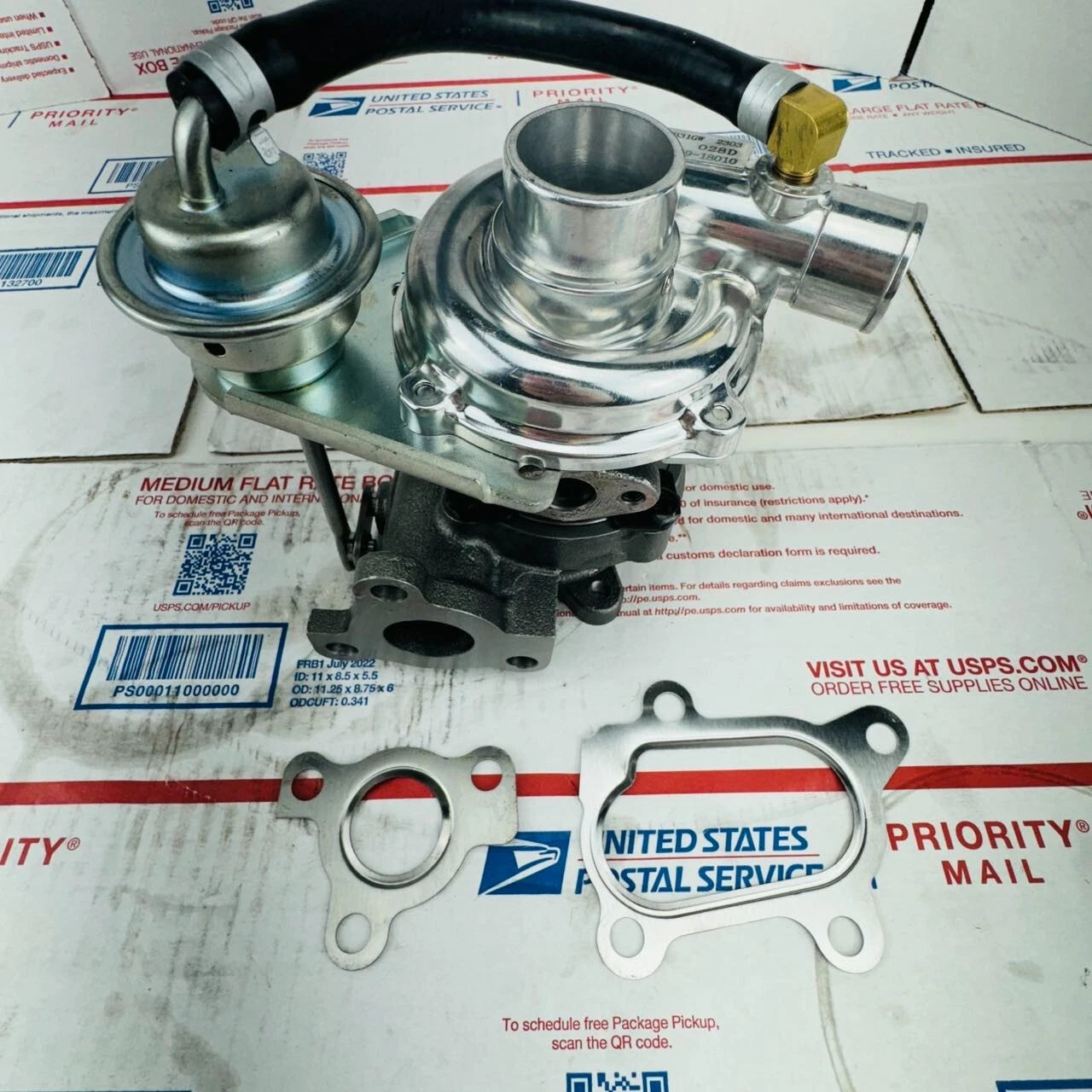NEW RHB31 Turbo VB110021 129189-18010 For Yanmar Marine 3TN100TE-NS 4TNA78TL-DKA