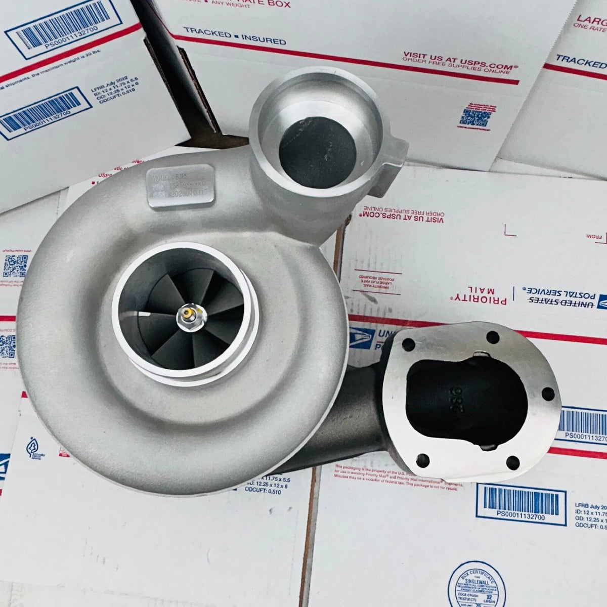 New Turbo 13879700003 62091000-7792 B3NS For Navistar MaxxForce D2676 Engine