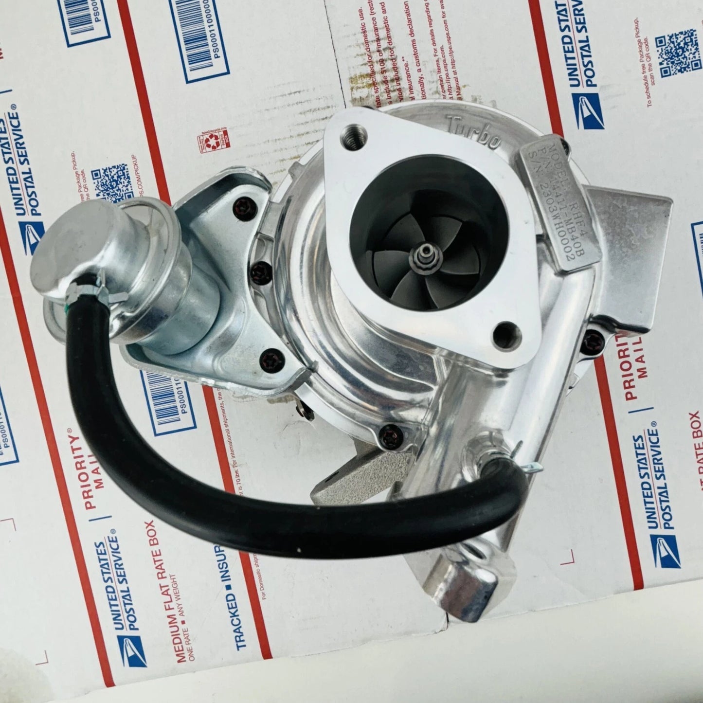 Turbocharger VB420119 14411-MB40B For Nissan Navara D22 Truck YD25 2.5L YD25DDTI