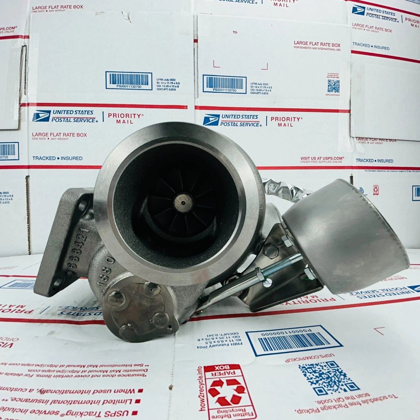 NEW S200G Turbocharger 168409 RE66607 for John Deere Power Tech Excavator 892E