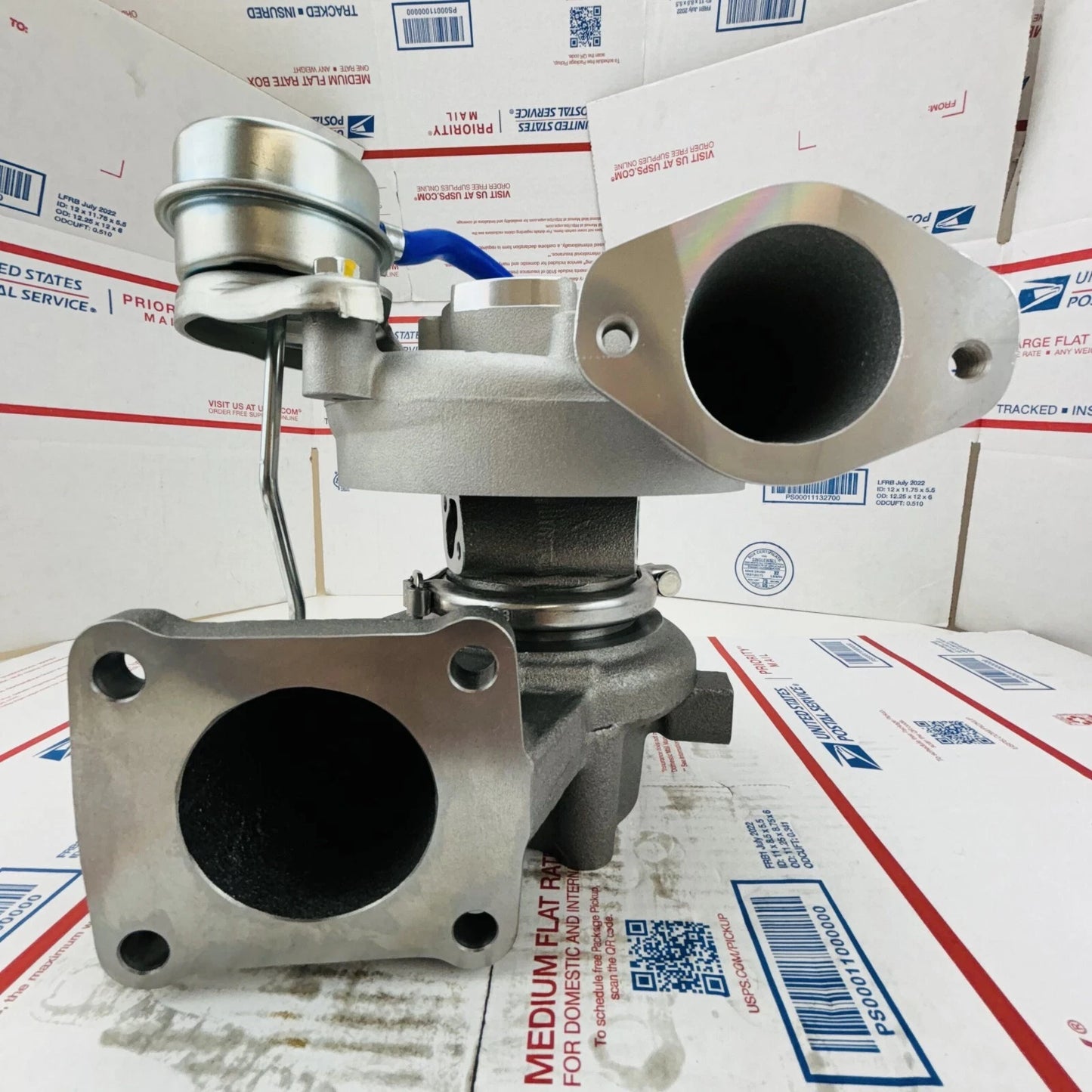 NEW Turbocharger 17201-17040 FOR Toyota Landcruiser 100 1HDFTE 4.2TD 204HP