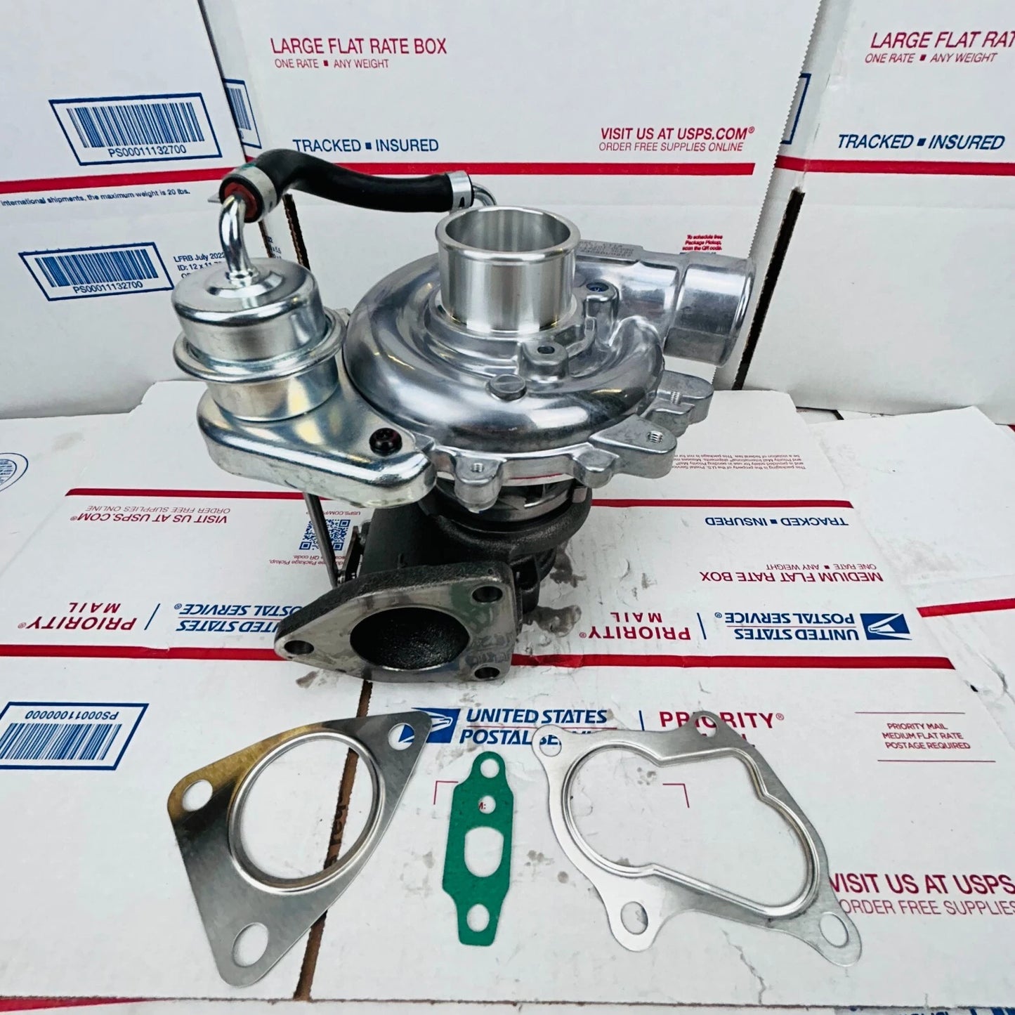 New CT16 Turbo 17201-30120 1720-0L030 For Toyota Land Cruiser Hi-Lux 2KD-FTV