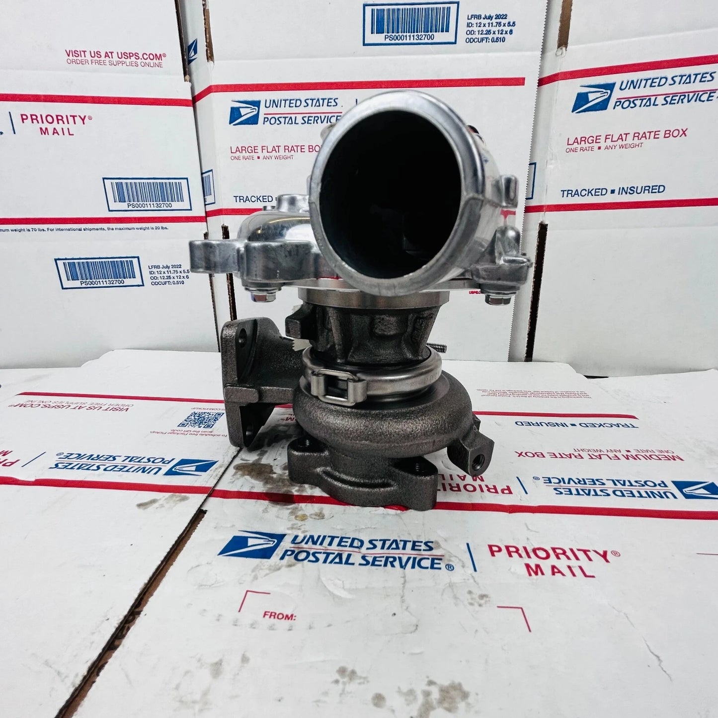 New CT16 Turbo 17201-30120 1720-0L030 For Toyota Land Cruiser Hi-Lux 2KD-FTV
