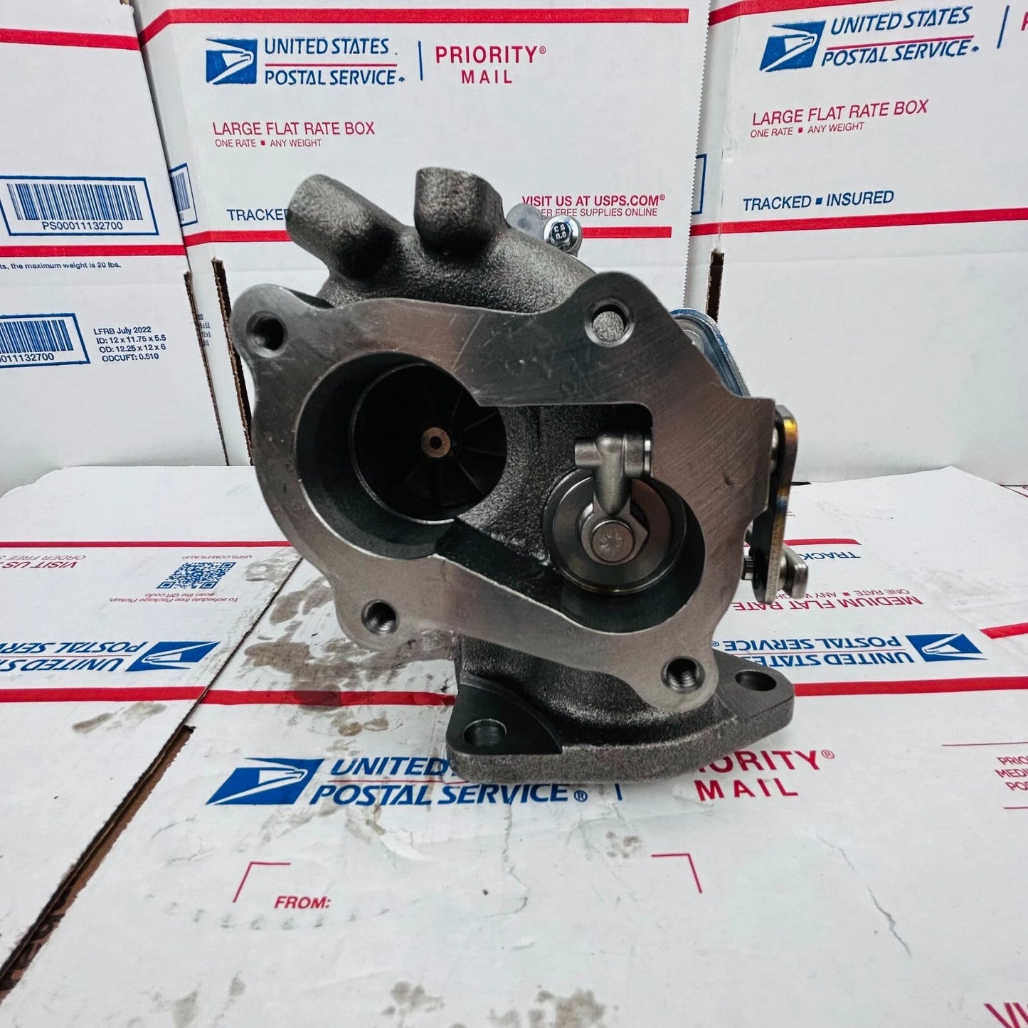 New CT16 Turbo 17201-30120 1720-0L030 For Toyota Land Cruiser Hi-Lux 2KD-FTV