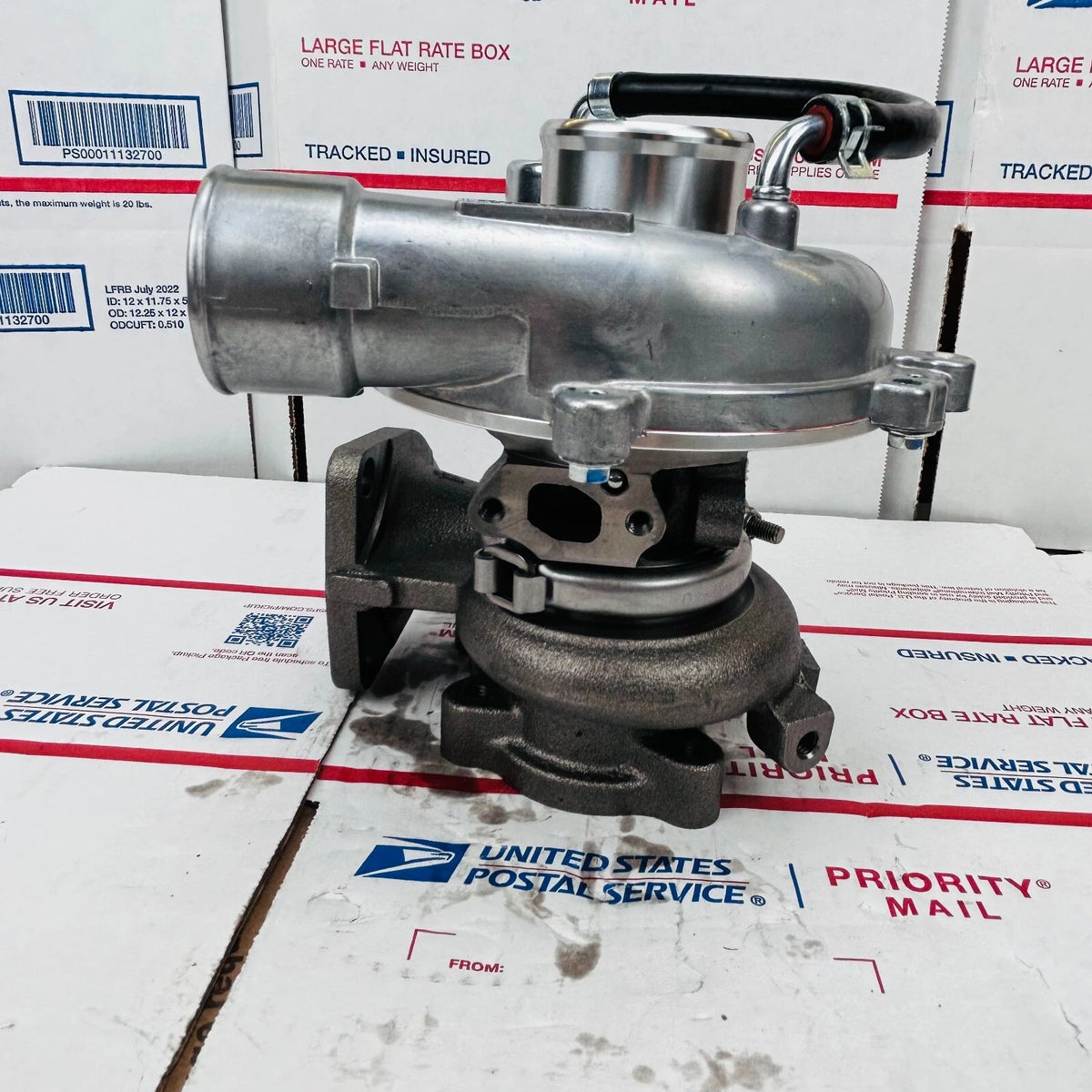 NEW Turbo CT16 17201-30080 1720130080 For Toyota Hiace Hilux CT FTV-2KD
