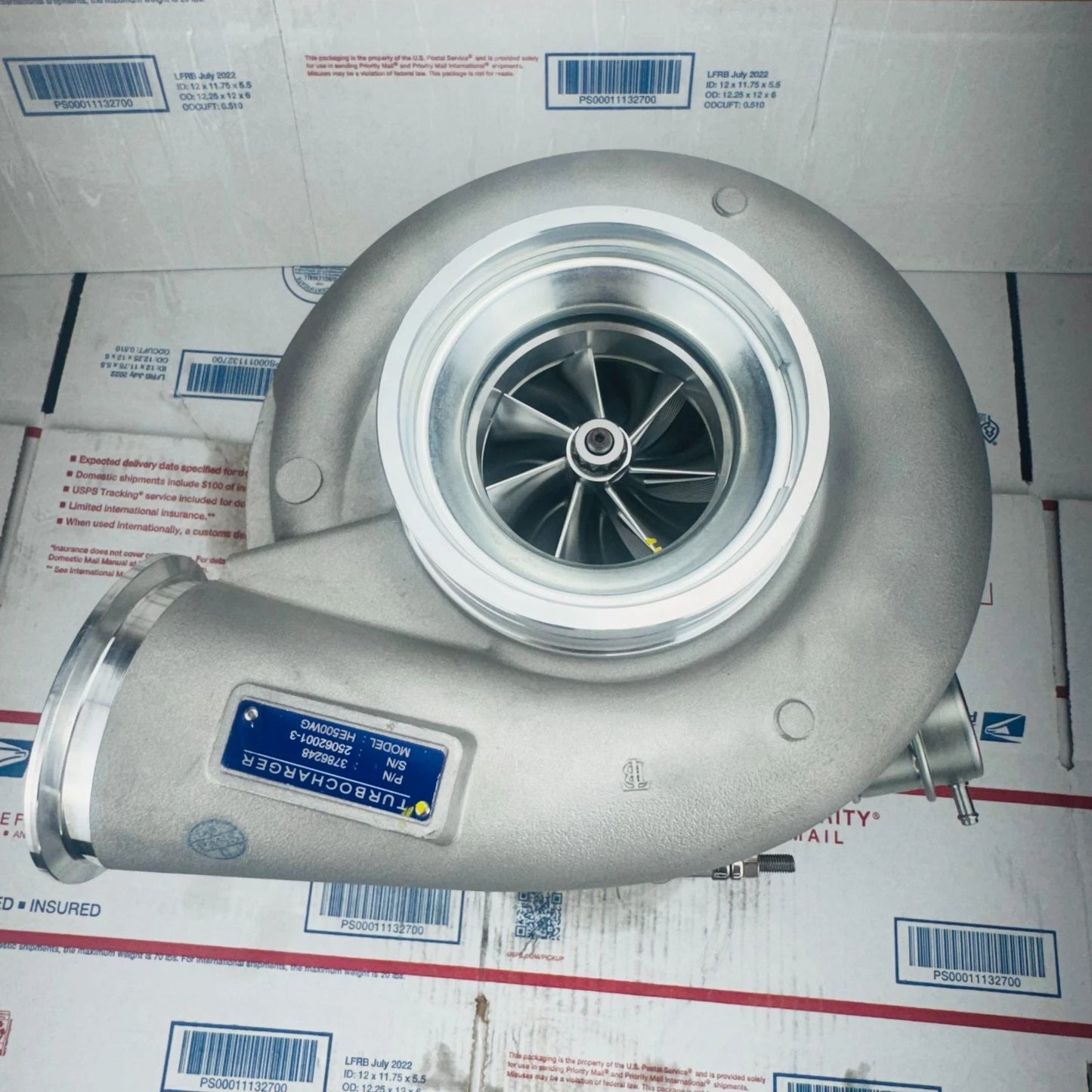 Turbocharger 17352322 VOE17352322 3786248 5351545 For HE500WG Volvo EC950E D16