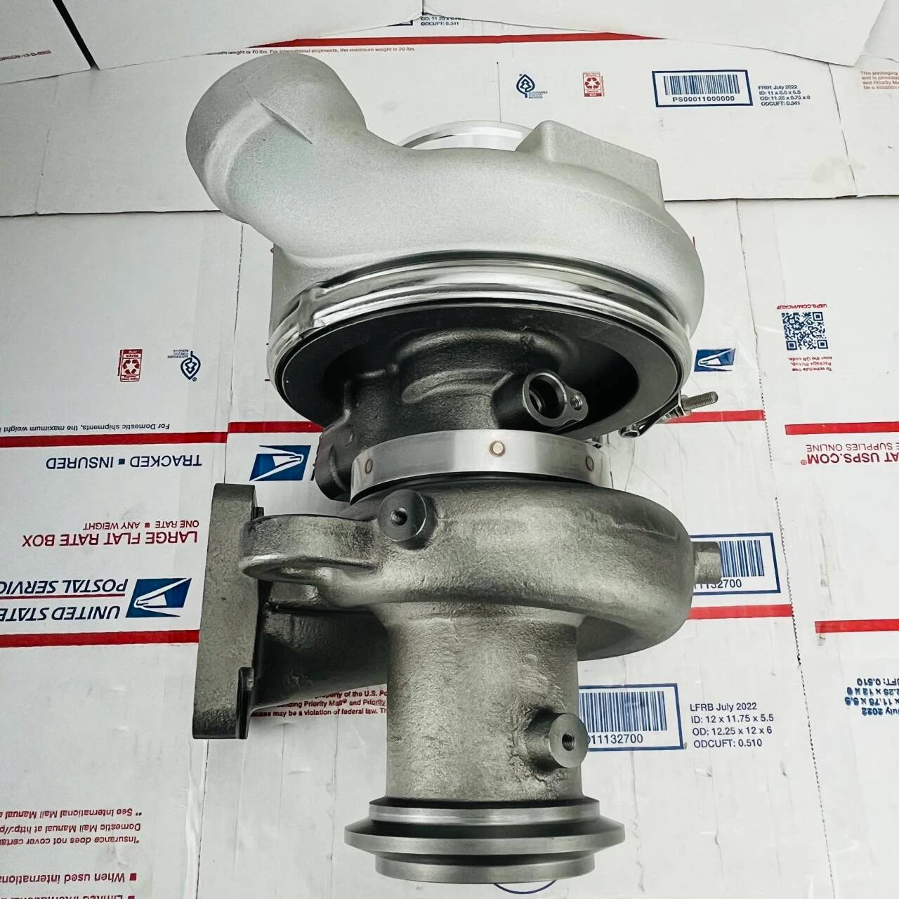 New Turbocharger 179338 12749880078 For Ford International MaxxForce7 R2S (B2FS)