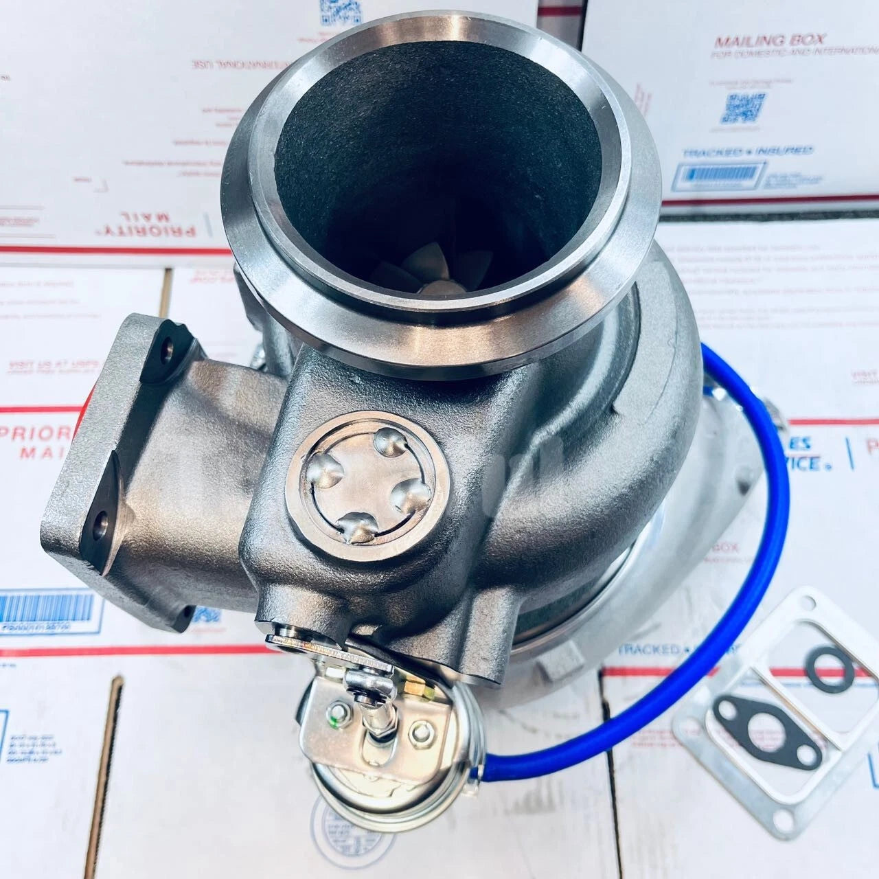 New Turbocharger 23535351 761303-0004 for GTA5523BNS Detroit Diesel Highway S60