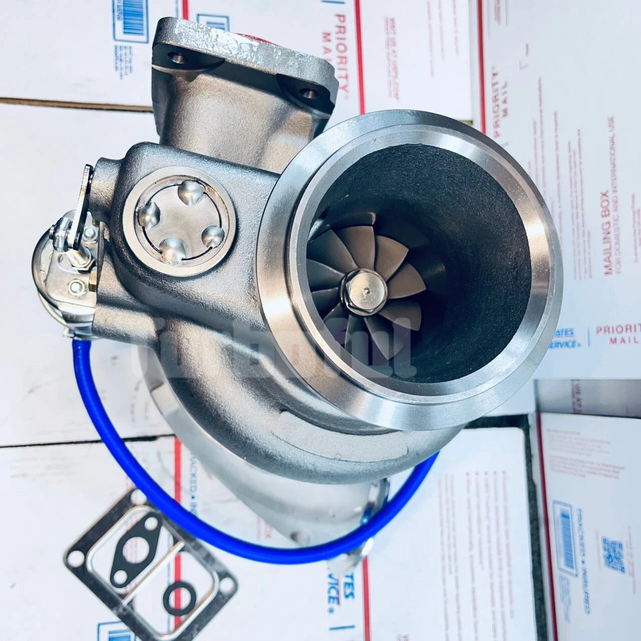 New Turbocharger 23535351 761303-0004 for GTA5523BNS Detroit Diesel Highway S60