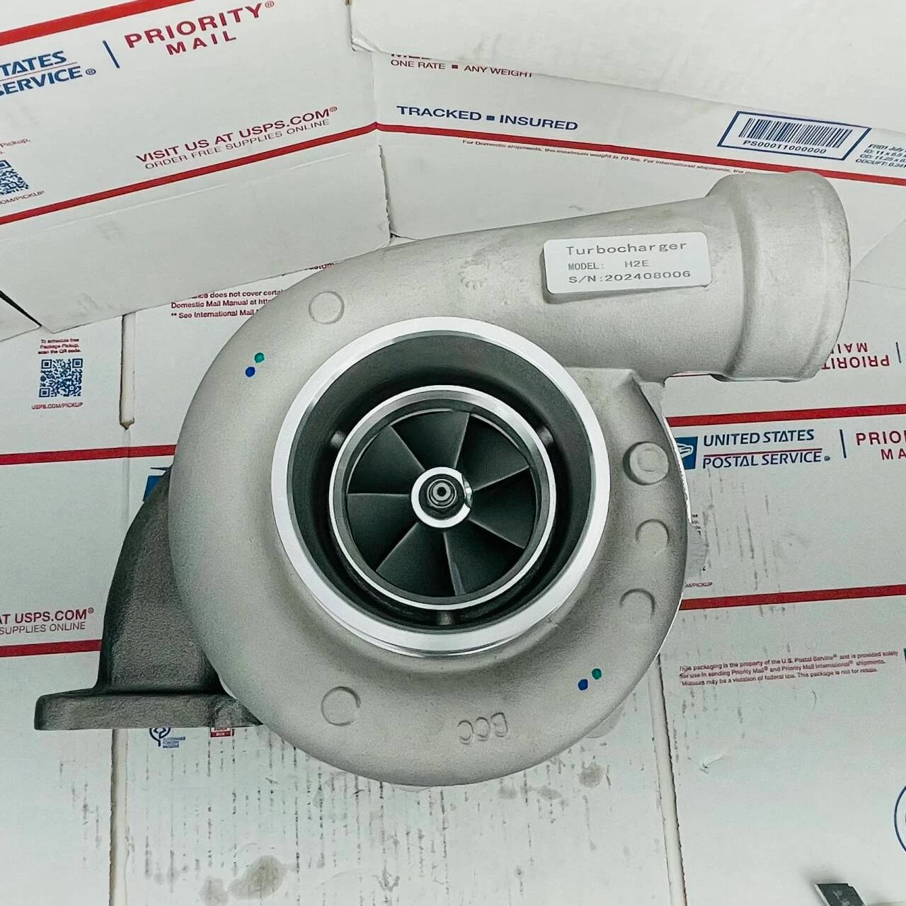 NEW Turbocharger 3533090 3533091 for H2E Cummins Industrial L10 Engine