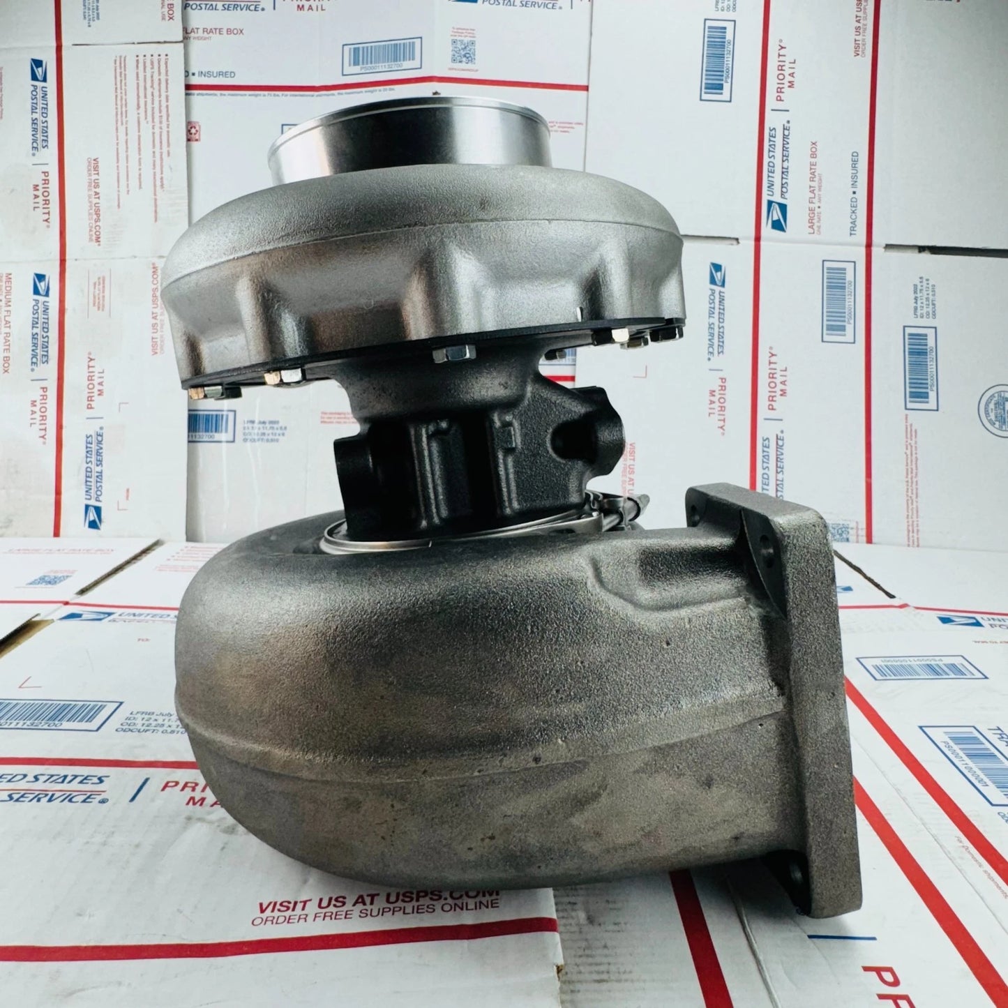 New Turbocharger H3B 3533988 for H3B Scania 143 ECO Truck 143 DSC14-09