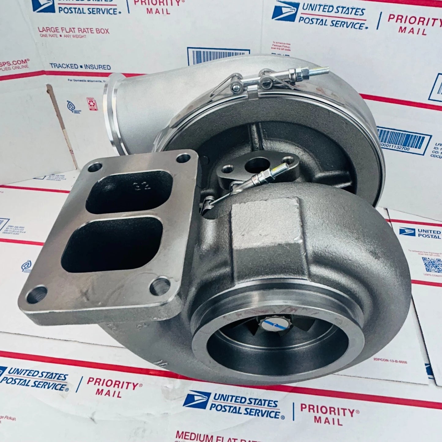 NEW HX60 Turbo 3537113 3537115 3804886 For Cummins Industrial VTA30-C