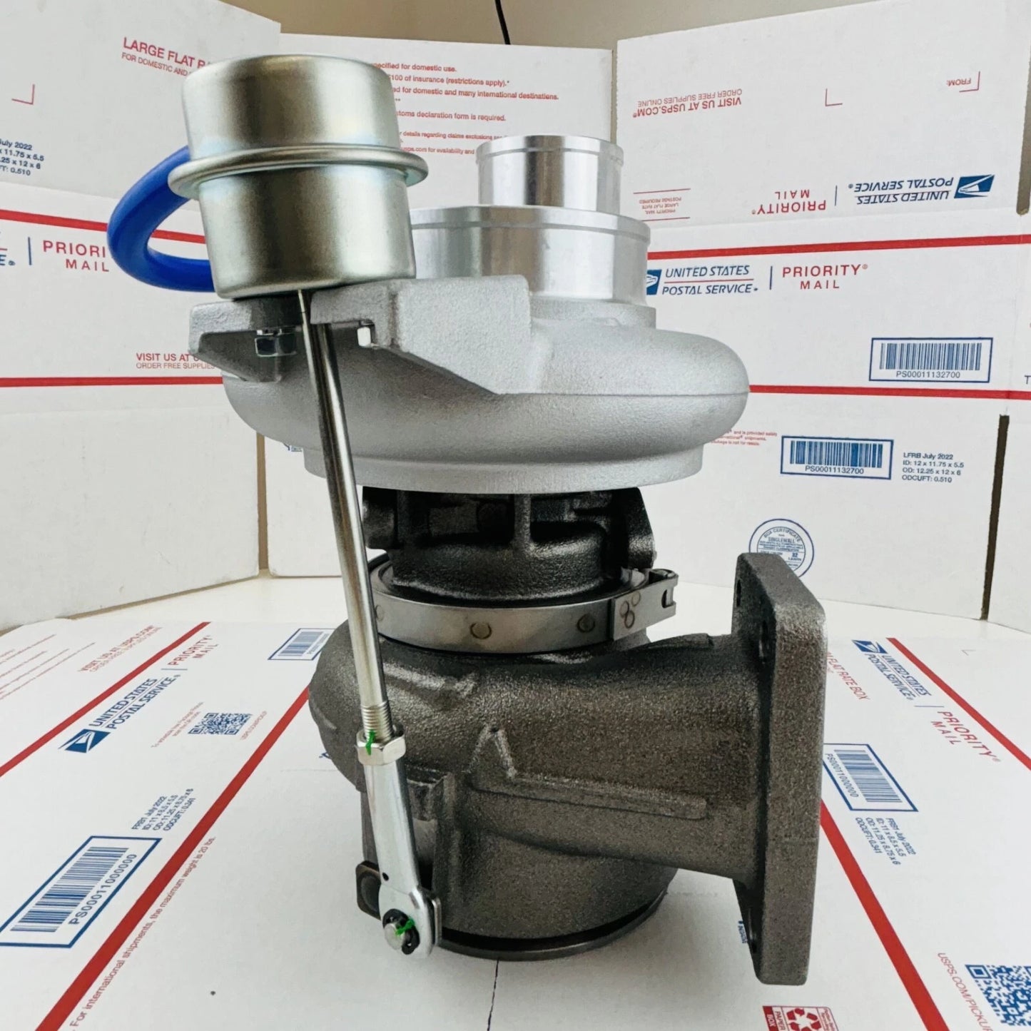 NEW Turbo HY35W 3599811 4035044 For Truck Chrysler Bus Cummins ISB Diesel
