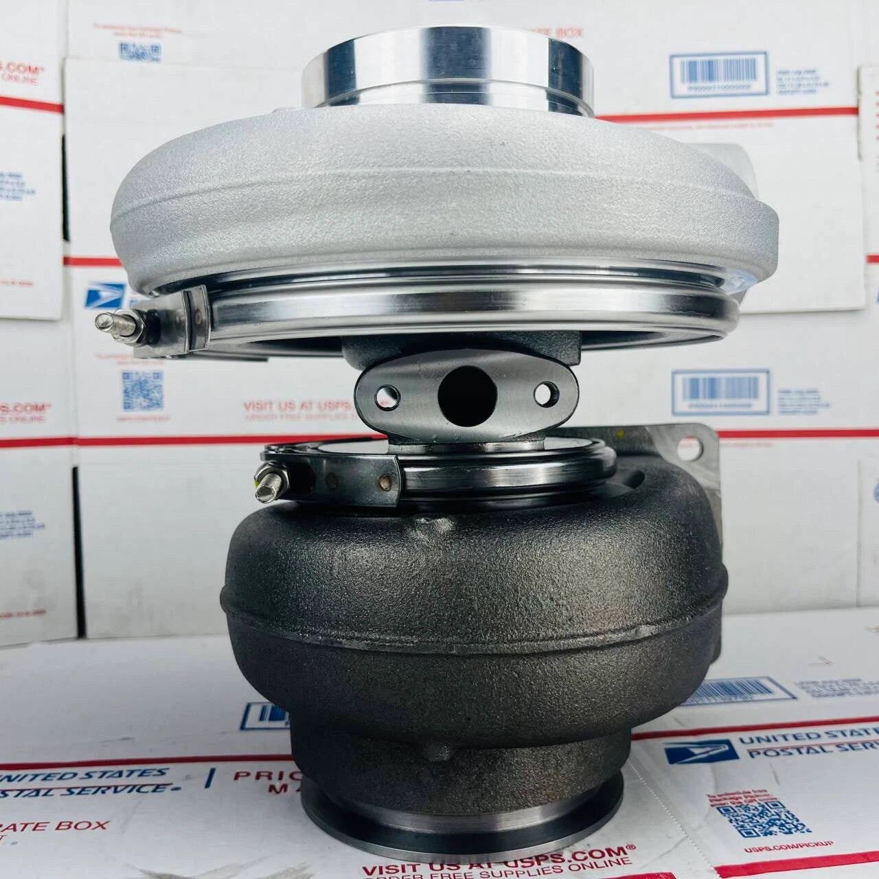 Replacement 3599996 4031148 Turbocharger For HX52 Volvo D12 12.0L Diesel
