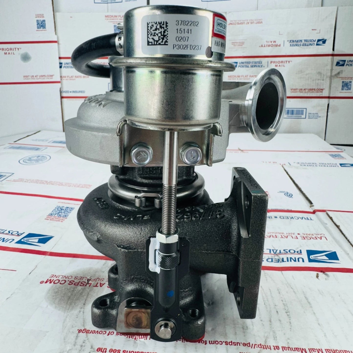 Genuine Holset 3782376 3782369 Turbo For HE221W Cummins Engine ISDe140 4.5L
