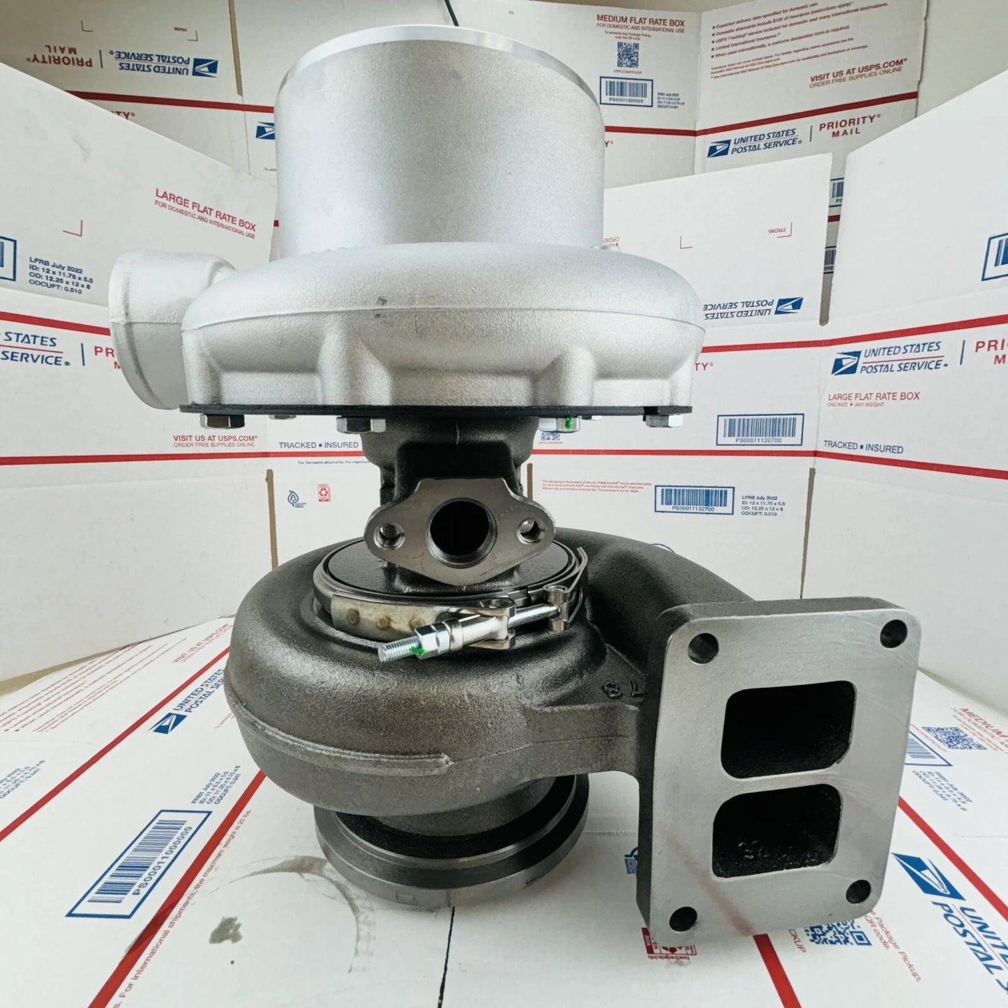NEW Turbocharger 3803279 4033543H For HT3B Cummins NT855 /NTA400