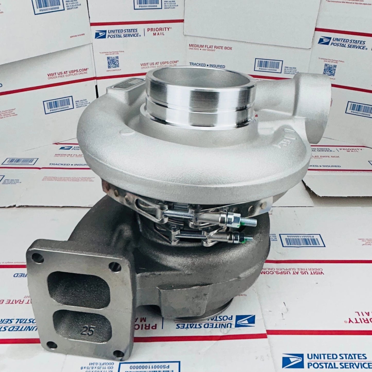 New Direct-fit Turbocharger 4031216H 85000376 For HX55 Volvo Bus D12C