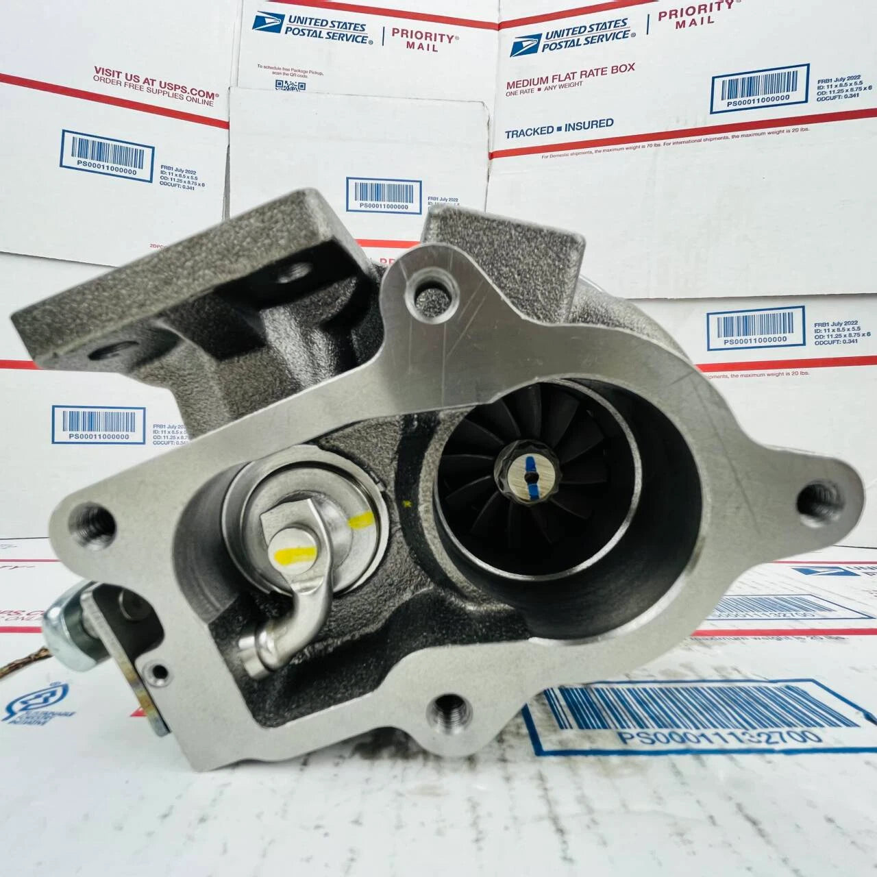 Replacement Turbocharger 4043949 4043948 404394900 HE221W for Cummins QSB4