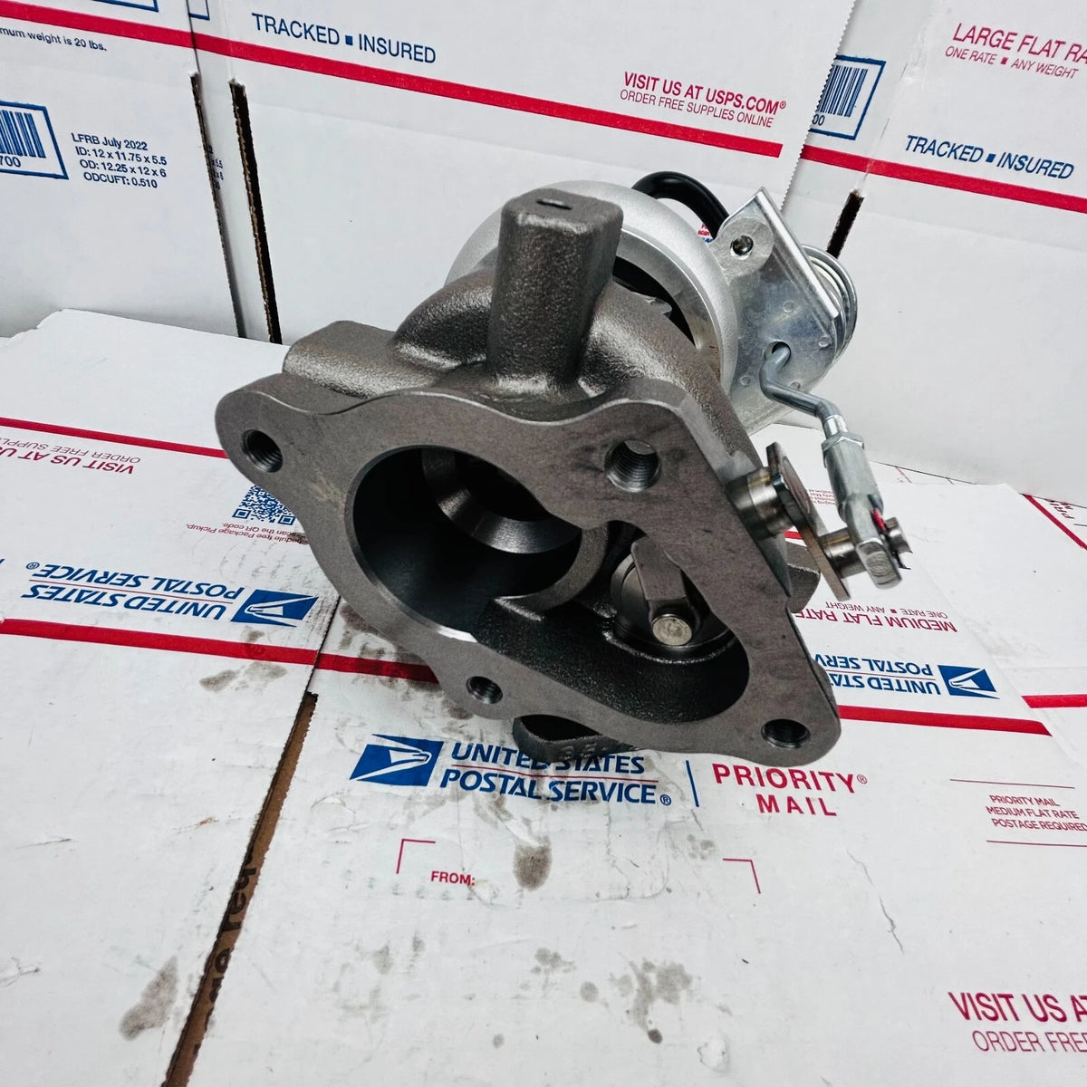 TF035HM Turbo 49135-03101 4913503101 ME201677 For Mitsubishi Delicia 4M40