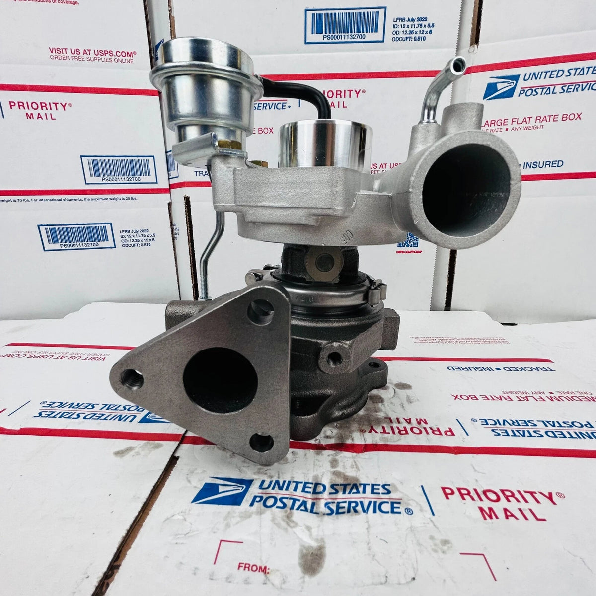 New TF035HM Turbo 49135-03310 4913503310 ME202966 For Mitsubishi Pajero 4M40