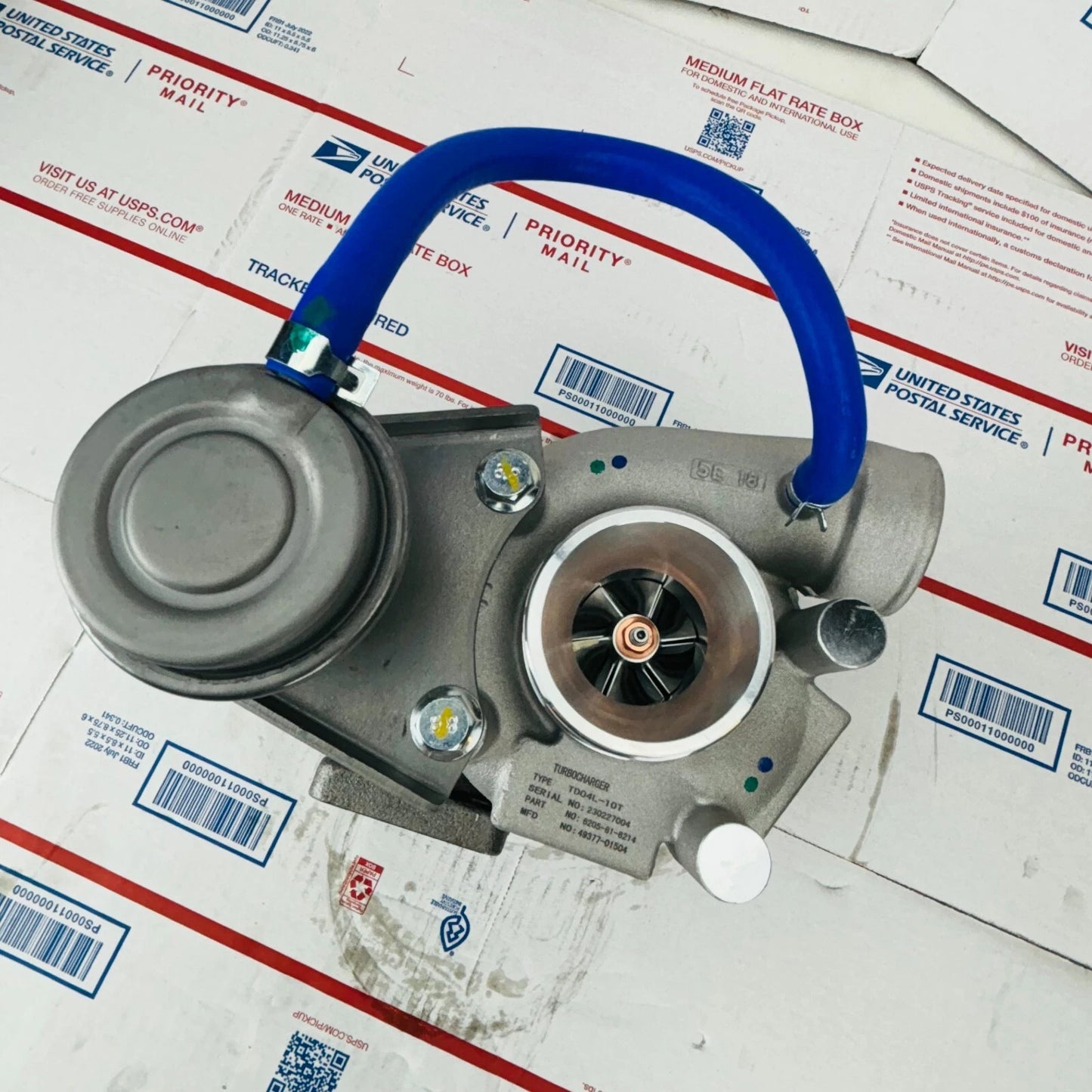 NEW TURBO 49377-01504 For TD04L Vermeer Chipper Komatsu Construction B3.3