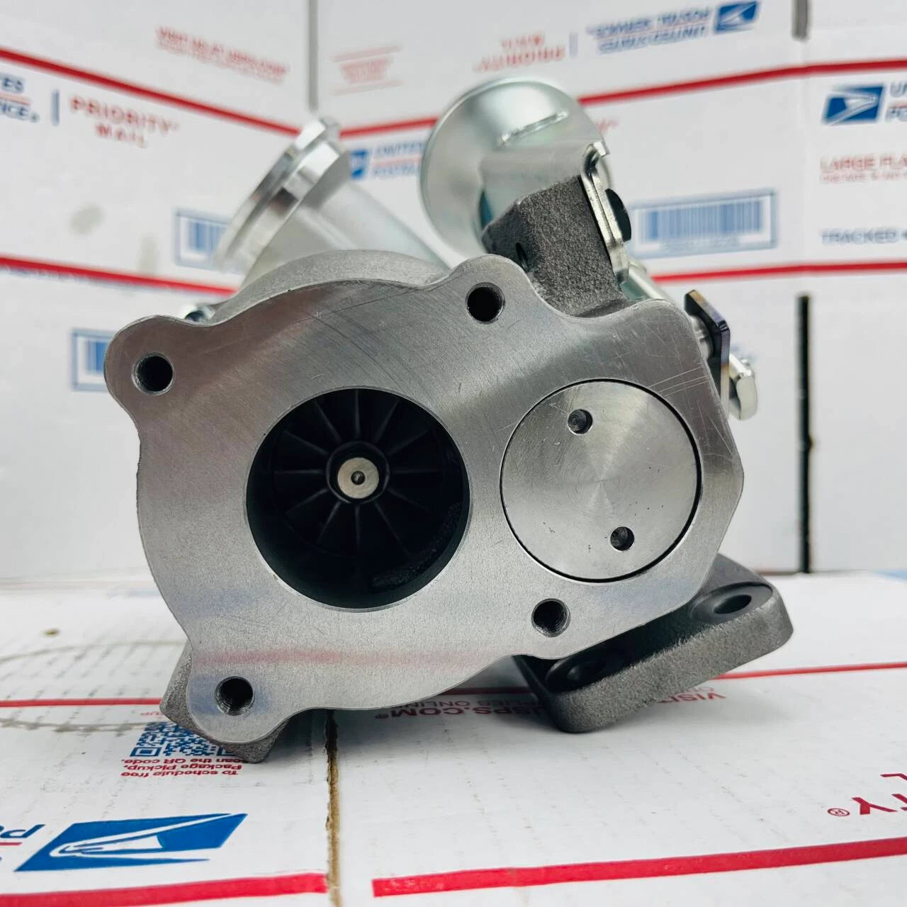 Replacement Turbo 53049700087 53049700075 for K04 Deutz Volvo TCD2012L4-2V