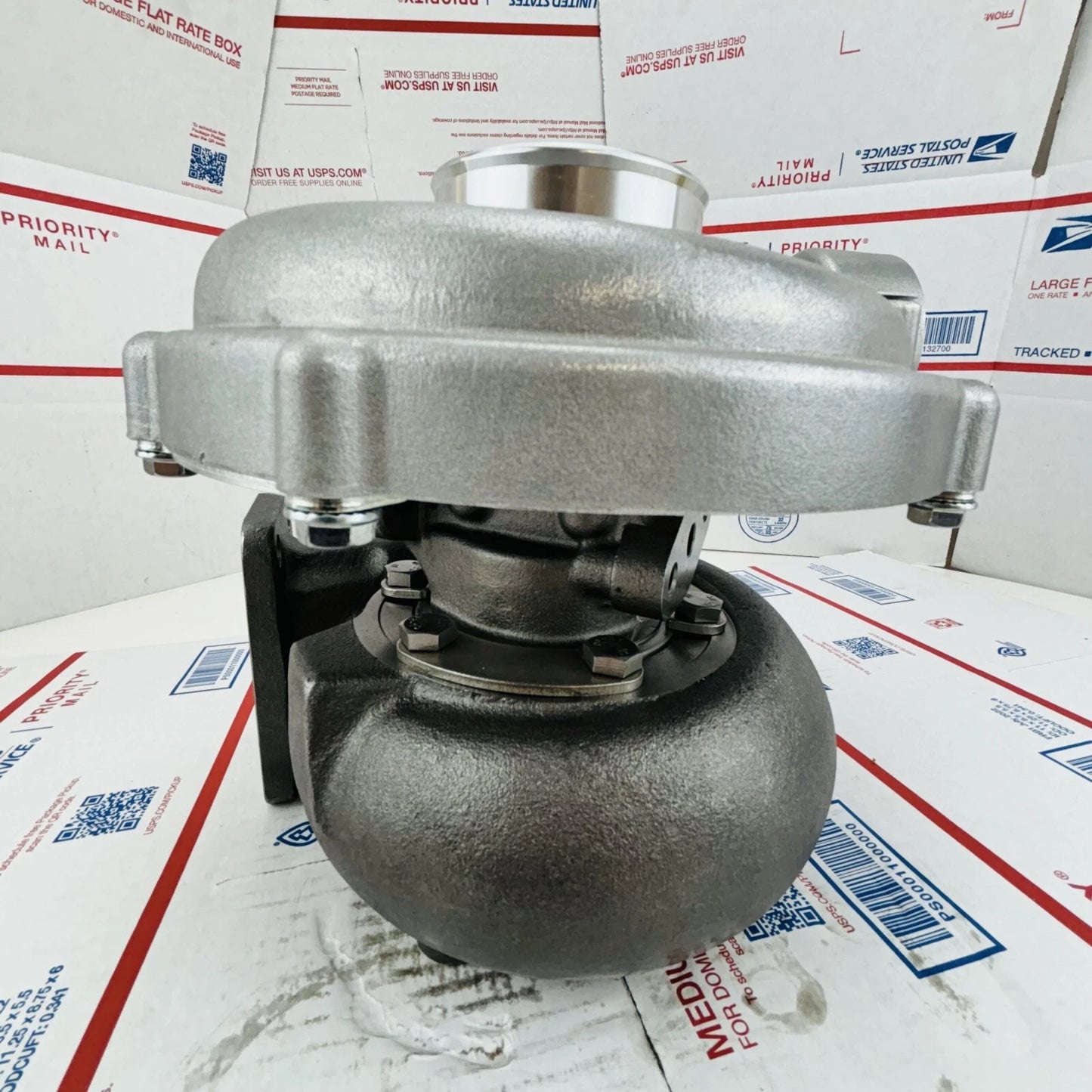 Replacement Turbo 53279706214 FOR K27 John Deere Liebherr Earth Moving D924TE