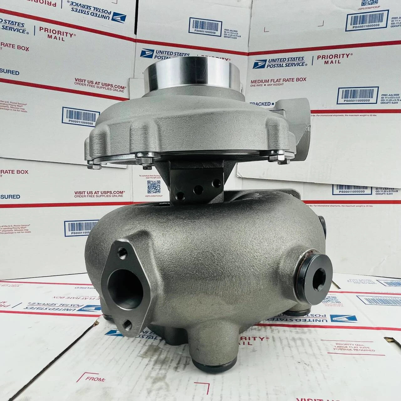 NEW Turbocharger 53299707108 53299887108 For MTU Ship K29 12V2000M40/M50/M60