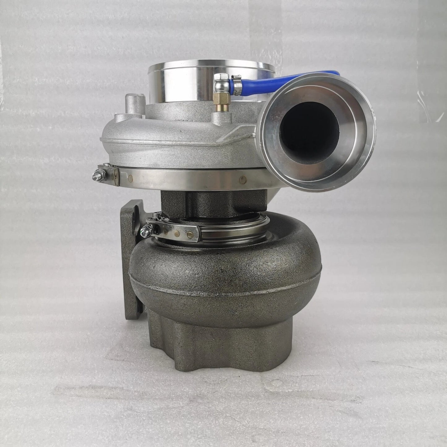 B3G turbocharger 56309700003 04263001 for Deutz Industrial TCD2015V6 Engine