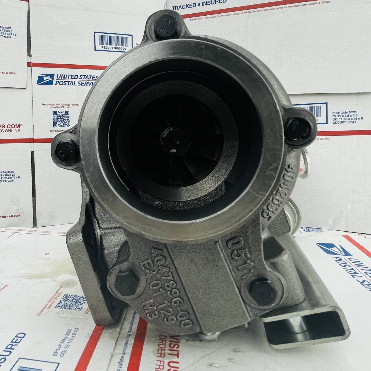 NEW Turbo 4036378 4035430 For HX40W Freightliner Truck Bus Cummins Pegasus ISC