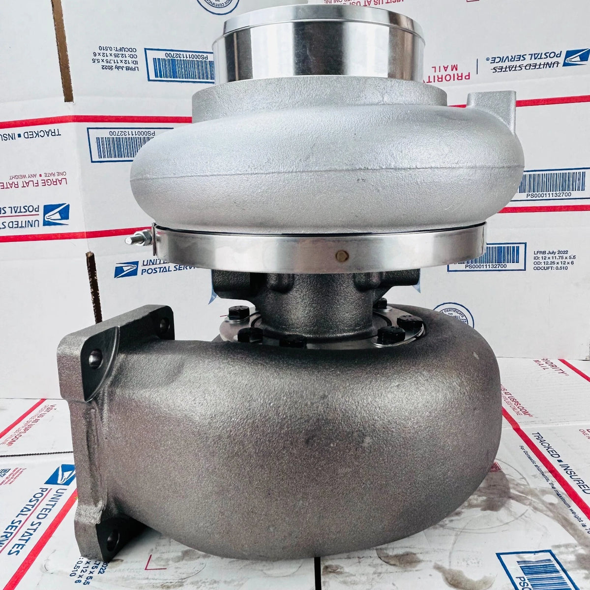 NEW Turbocharger 6505-71-5030 6505715030 for Komatsu D275A-3 D275A-5 S6D140
