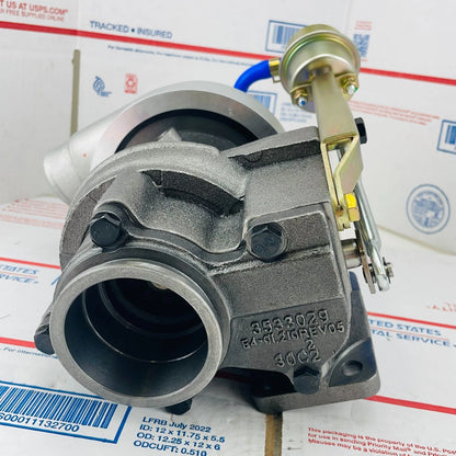 New Turbo 6733-81-8120 6732-81-8200 For HX30W Komatsu S4D102E SA4D102E