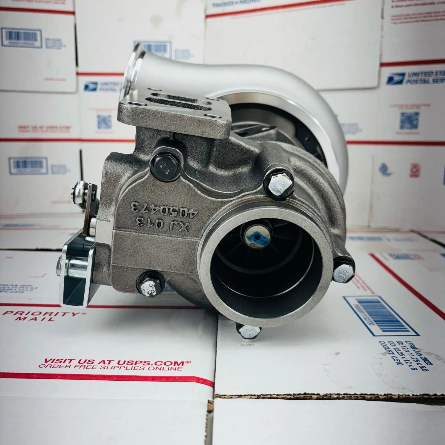 New Turbocharger 6736-82-8020 4033072H For HX35W Komatsu Industrial 5.9L