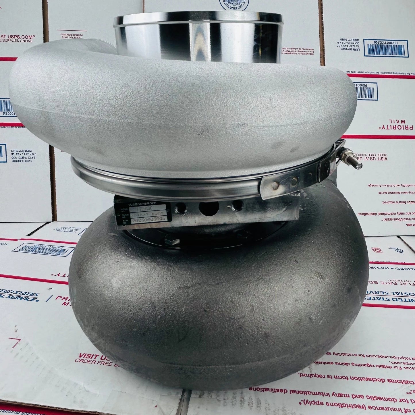 Turbocharger 704837-5002 For UTL9406 CAT Waukesha Industrial F3524GSI CNG
