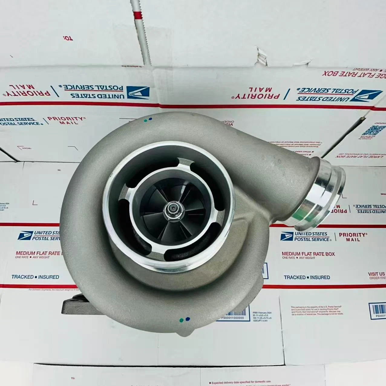 New Turbocharger 709197-0009 For GT4594L Volvo Truck B12M Turbo