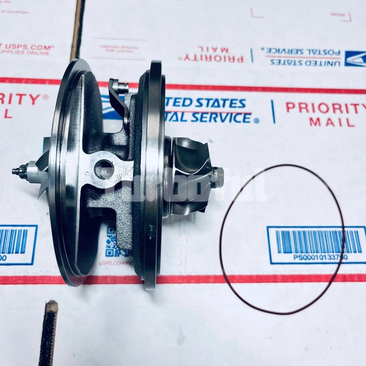 Cartridge/Core/CHRA GT2260V 765985 for BMW X5 X6 3.0 D E70 E71 M57306D3 173 Kw