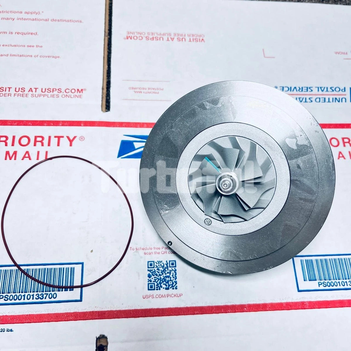 Cartridge/Core/CHRA GT2260V 765985 for BMW X5 X6 3.0 D E70 E71 M57306D3 173 Kw