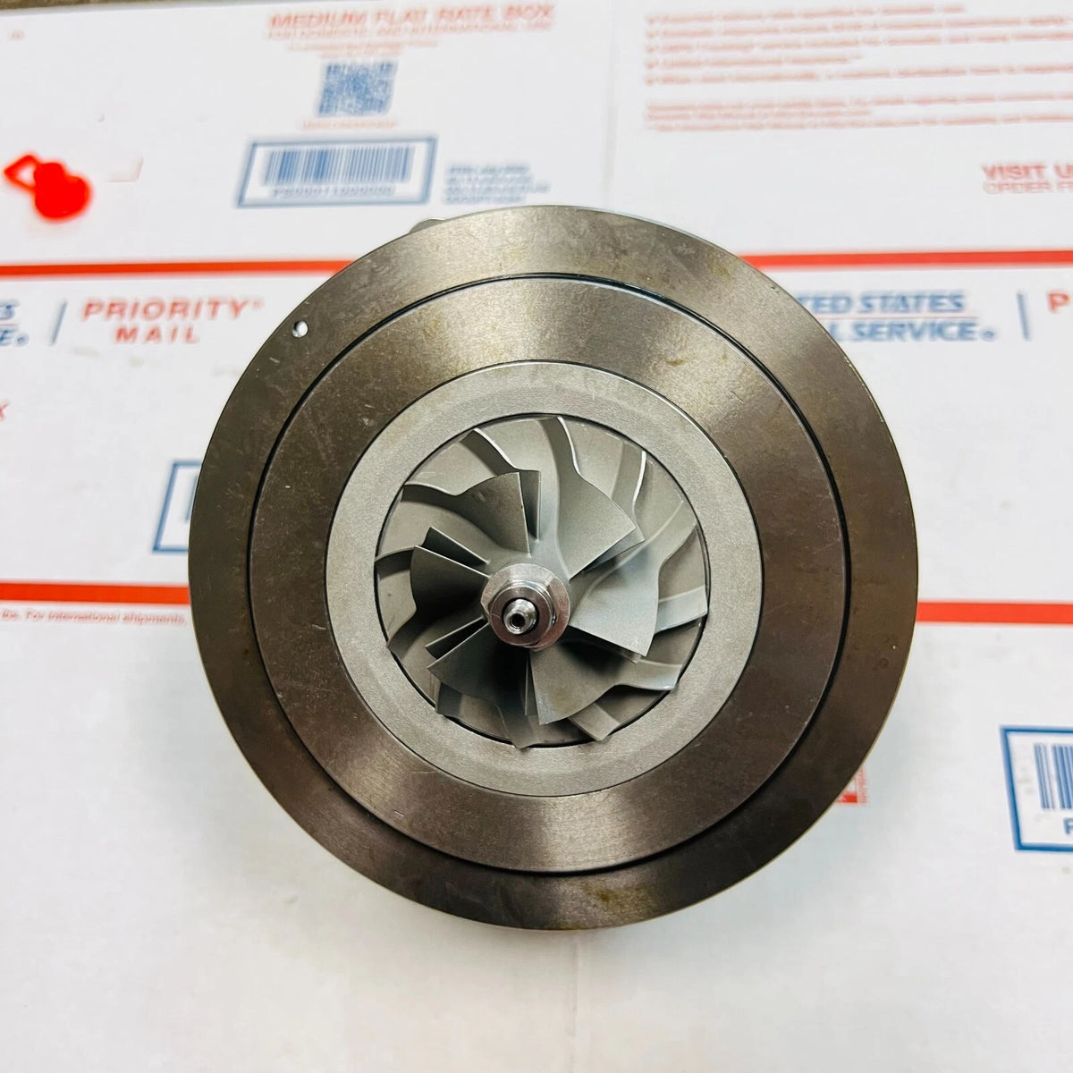 GTB2056VZK Turbo CHRA 810587-0001 059145874M for Audi A6 VW Touareg 3.0 TDI
