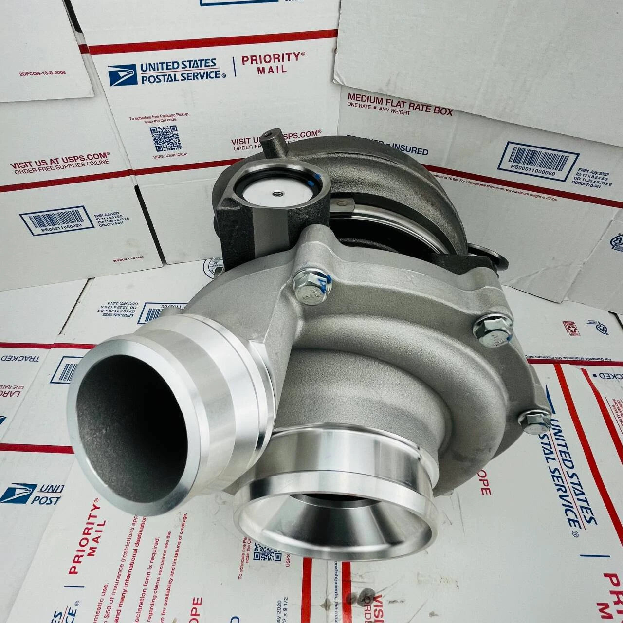 AVNT3788 Turbocharger 888143-0001 For Ford F-250 F-350 F-450 6.7L Power Stroke