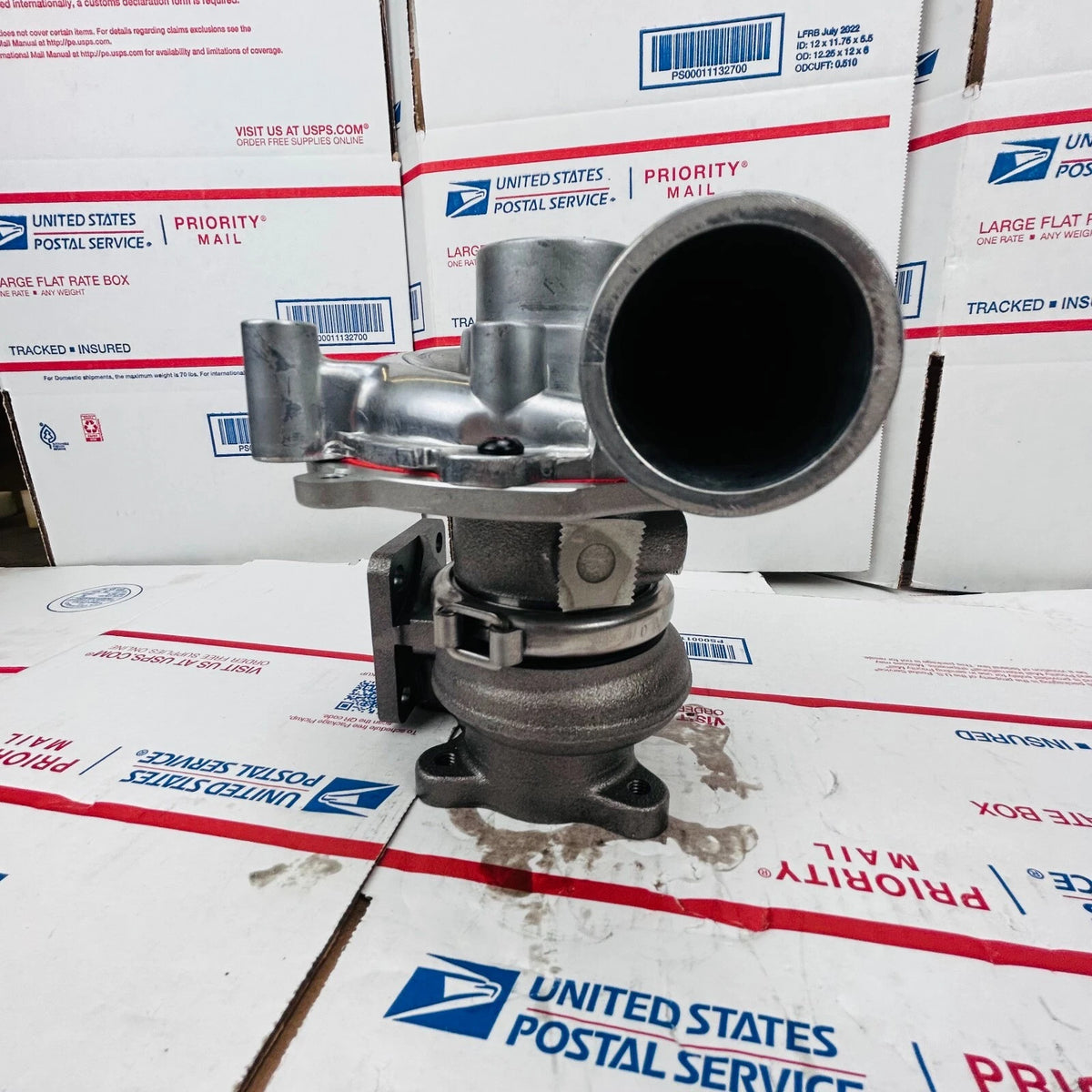 RHF4H RHF5 Turbo VC420037 8972402101 VIDA For Isuzu D-MAX 4JA1L