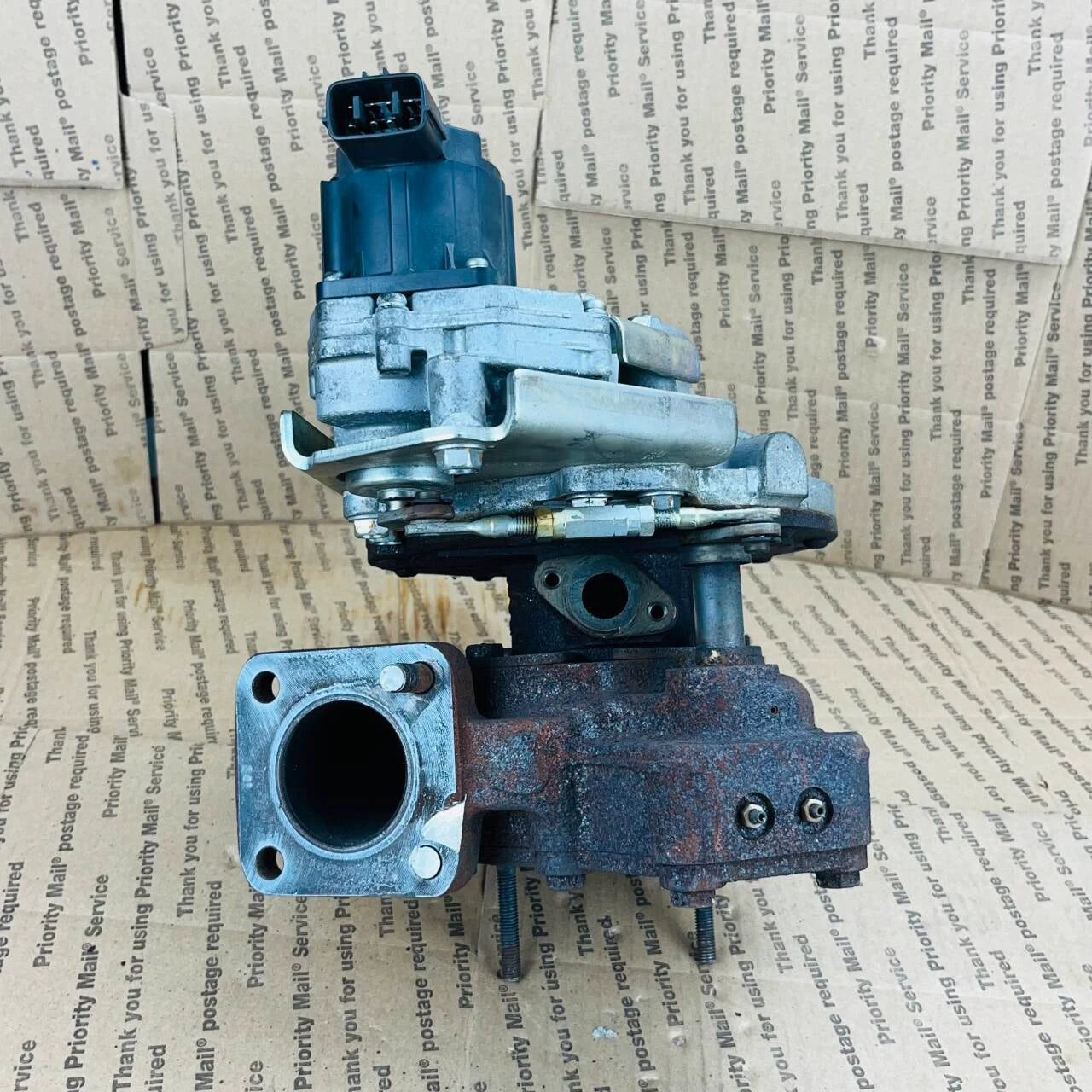 Turbo 8982490470 V-A40026 For RHF55V Isuzu 4HK1 NPR NRR NQR W5500 VIGT
