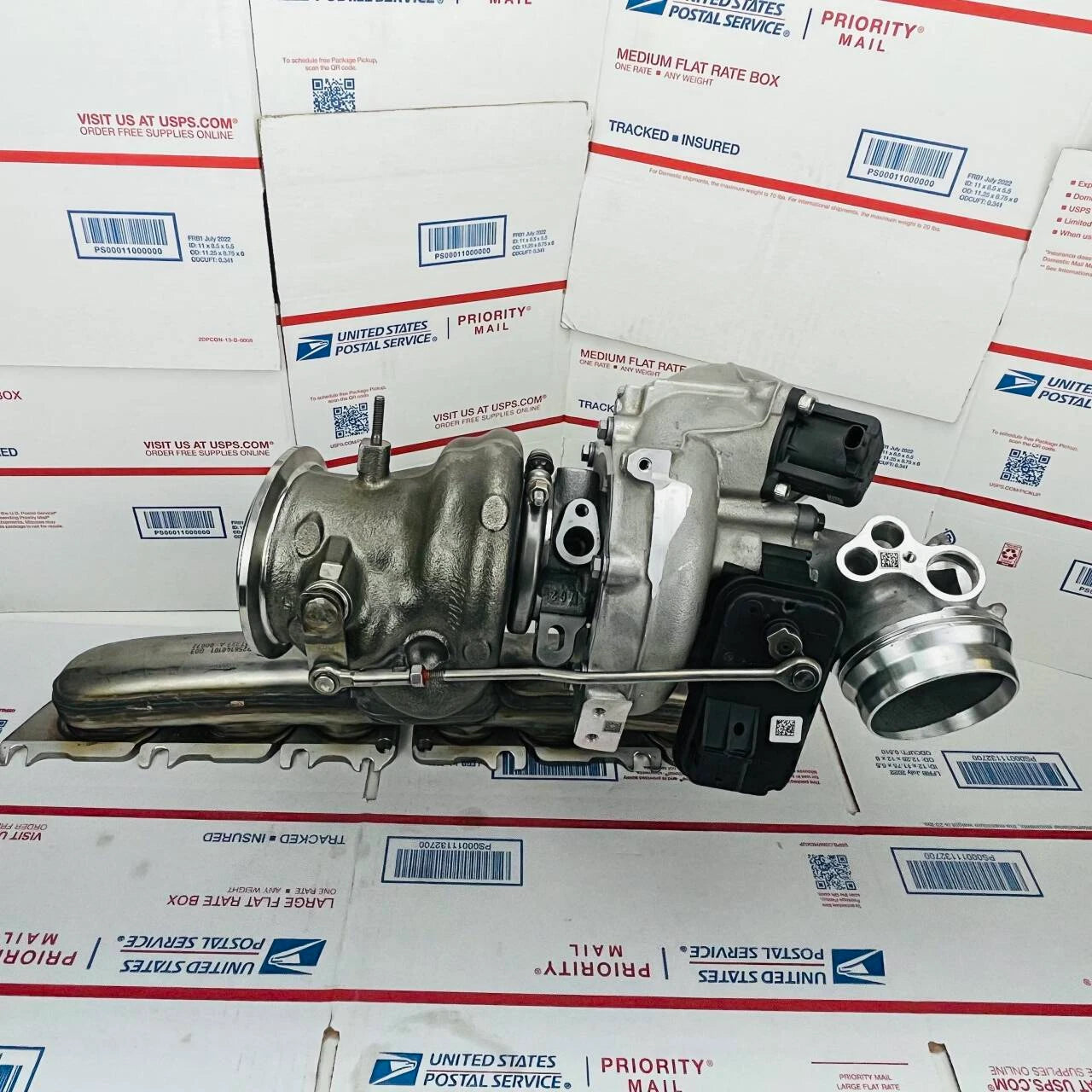 OEM Genuine Turbocharger  A2560901100 For Mercedes AMG GT53 4MATIC X290