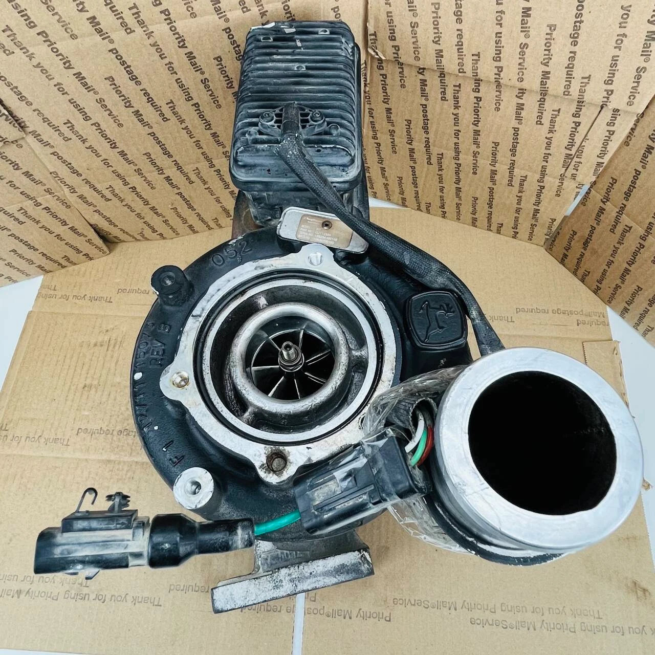 Used Borg DZ111586 turbo For John Deere B2