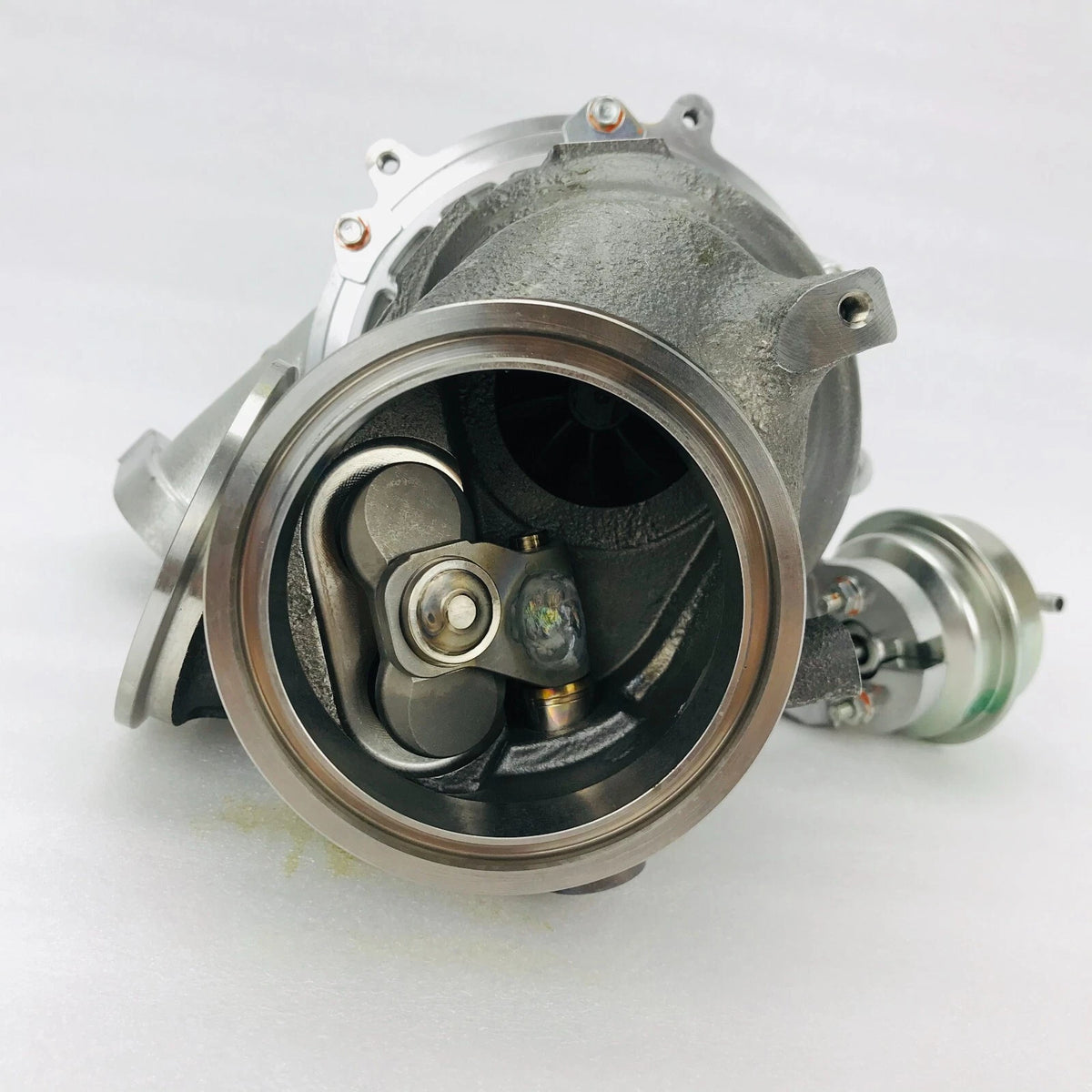 Genuine RHF55B 329261 F57CAD-S0011G VU21 330498 turbo for Ferrari 488 F8 V8 RH